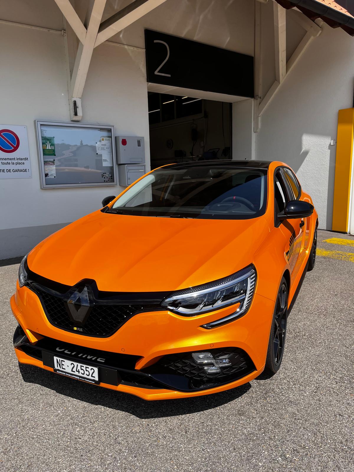 RENAULT Mégane R.S. Ultime 300 EDC