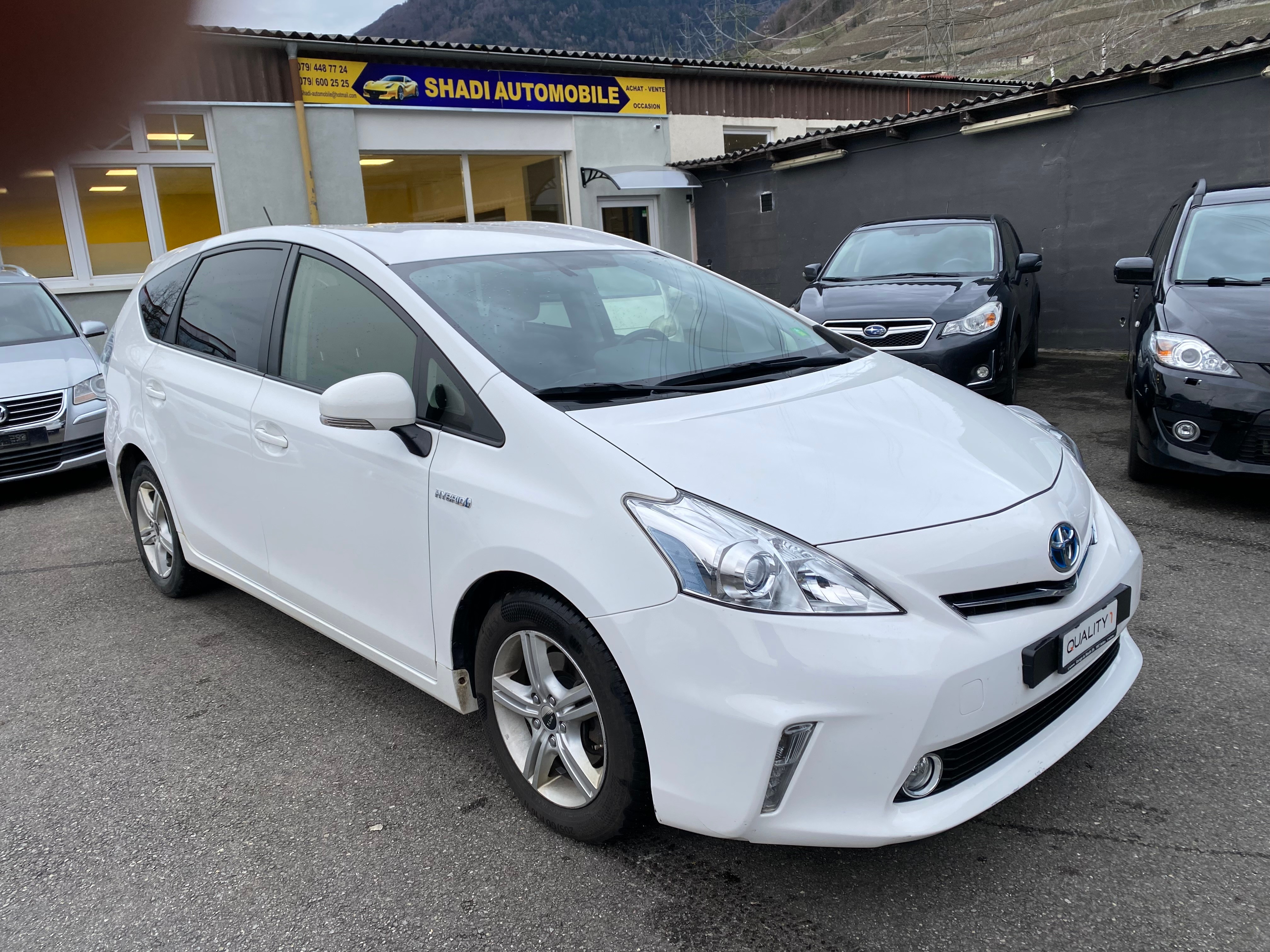 TOYOTA Prius+ 1.8 VVT-i HSD Luna