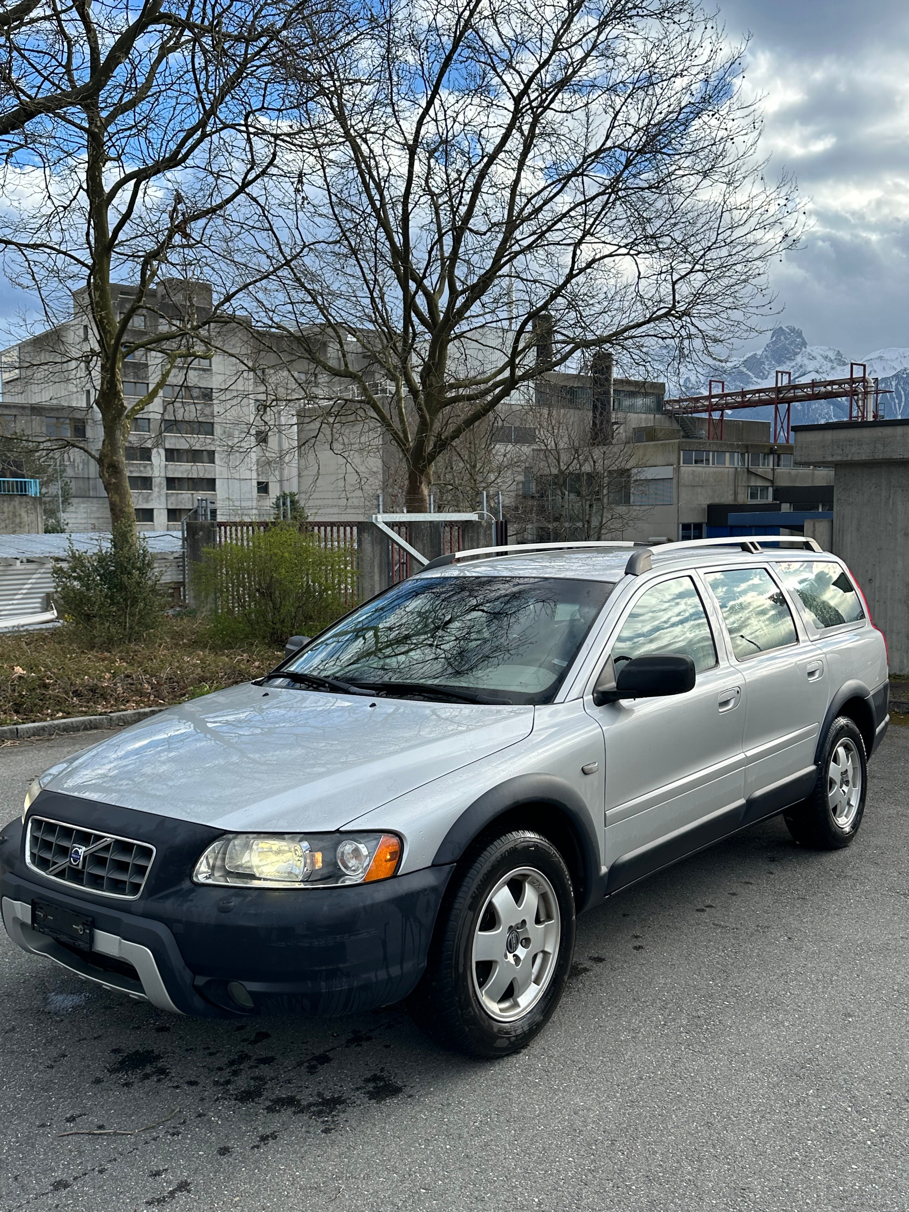 VOLVO XC70