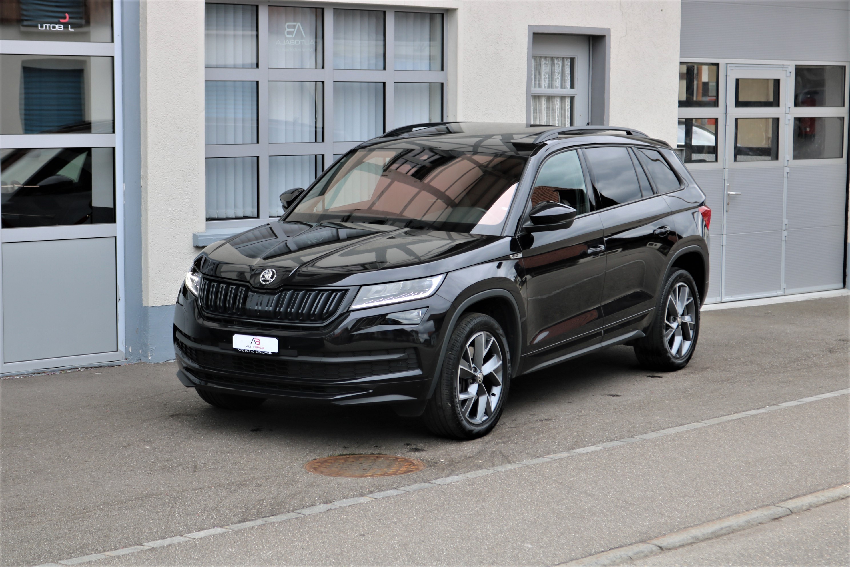 SKODA Kodiaq 2.0 TSI 4x4 Sport Line 7Plätzer + AHK 2'000KG