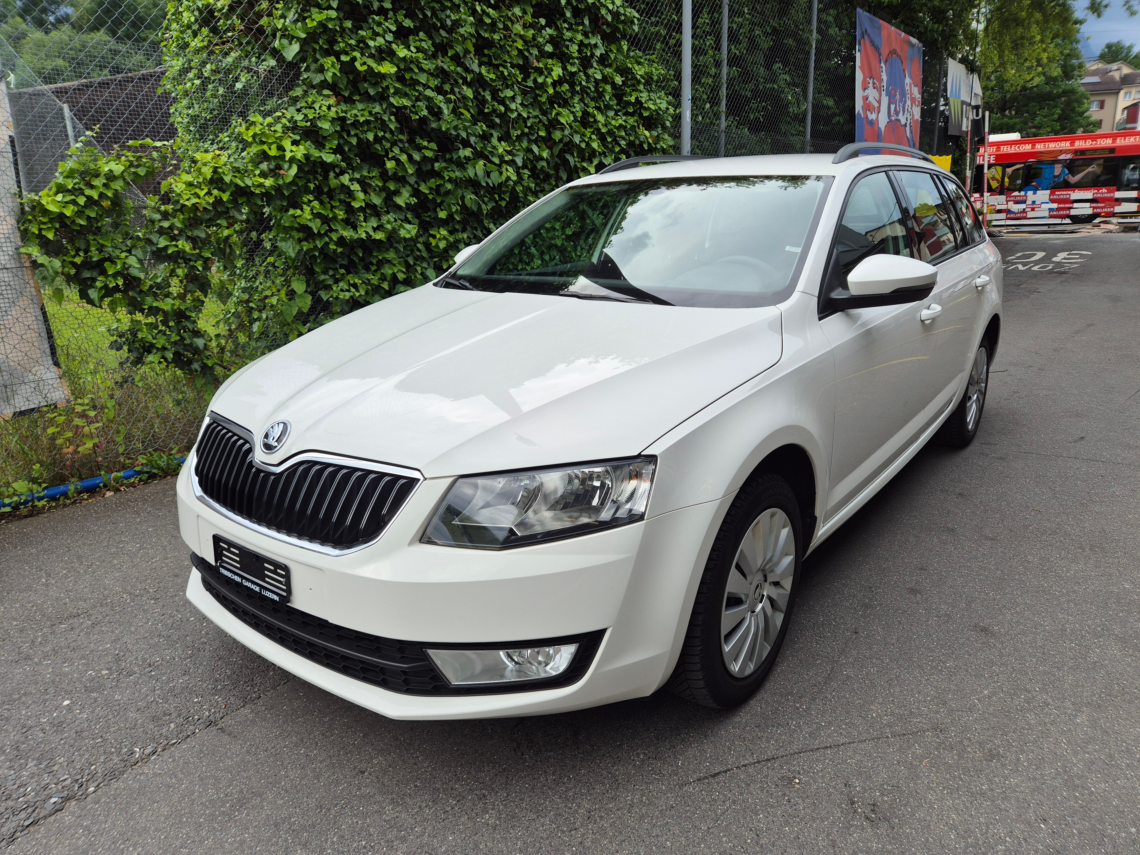 SKODA Octavia Combi 1.6 TDI Ambition 4x4