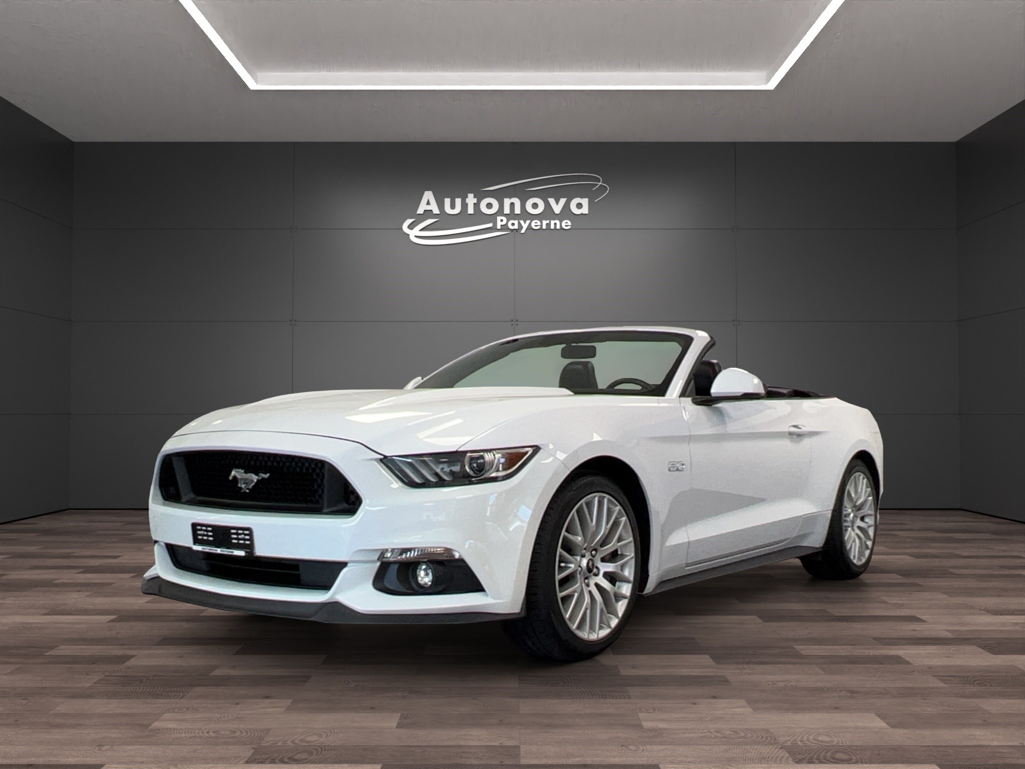 FORD Mustang Convertible 5.0 V8 GT Automat