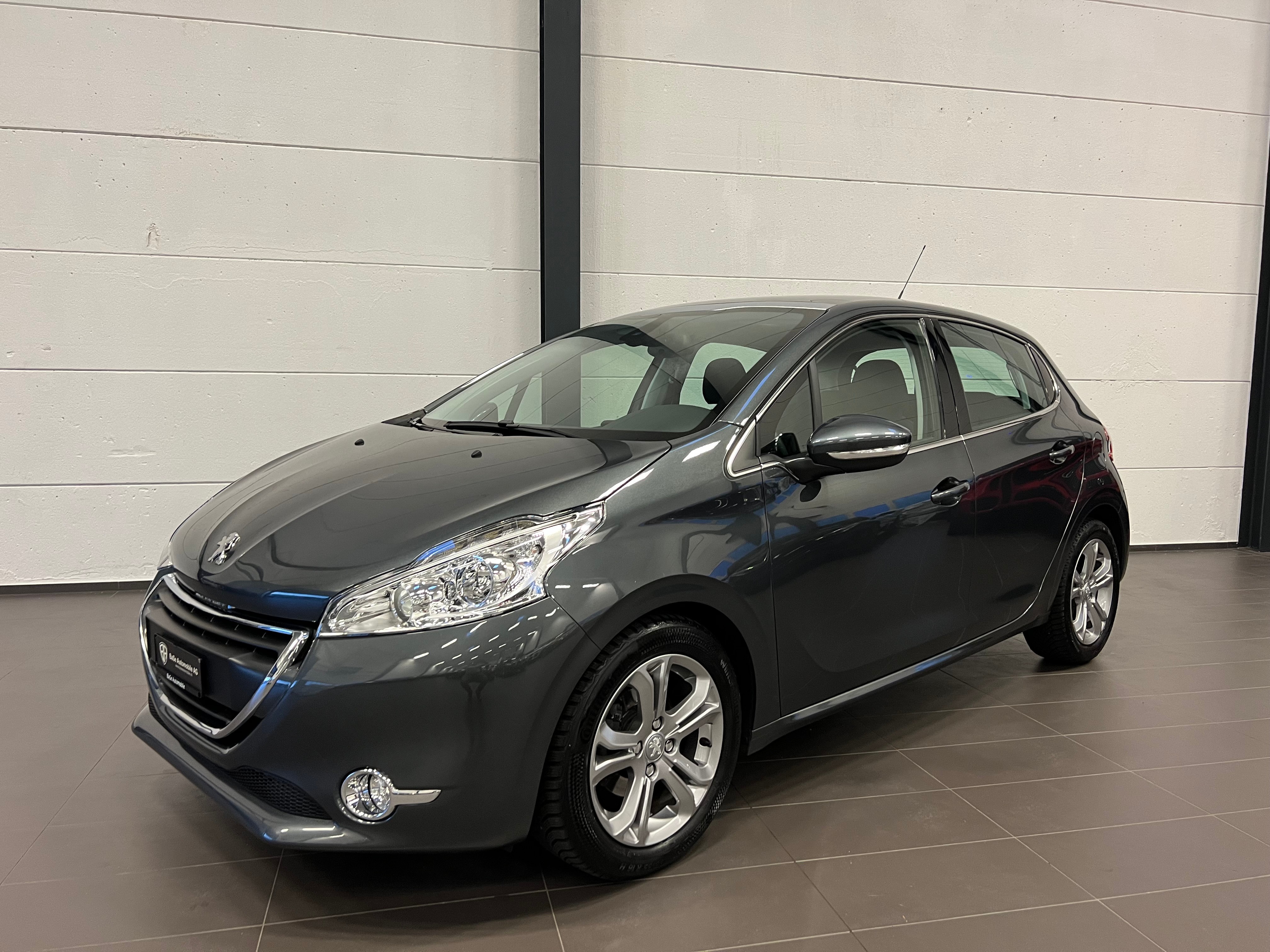 PEUGEOT 208 1.6 VTI Allure Automatik