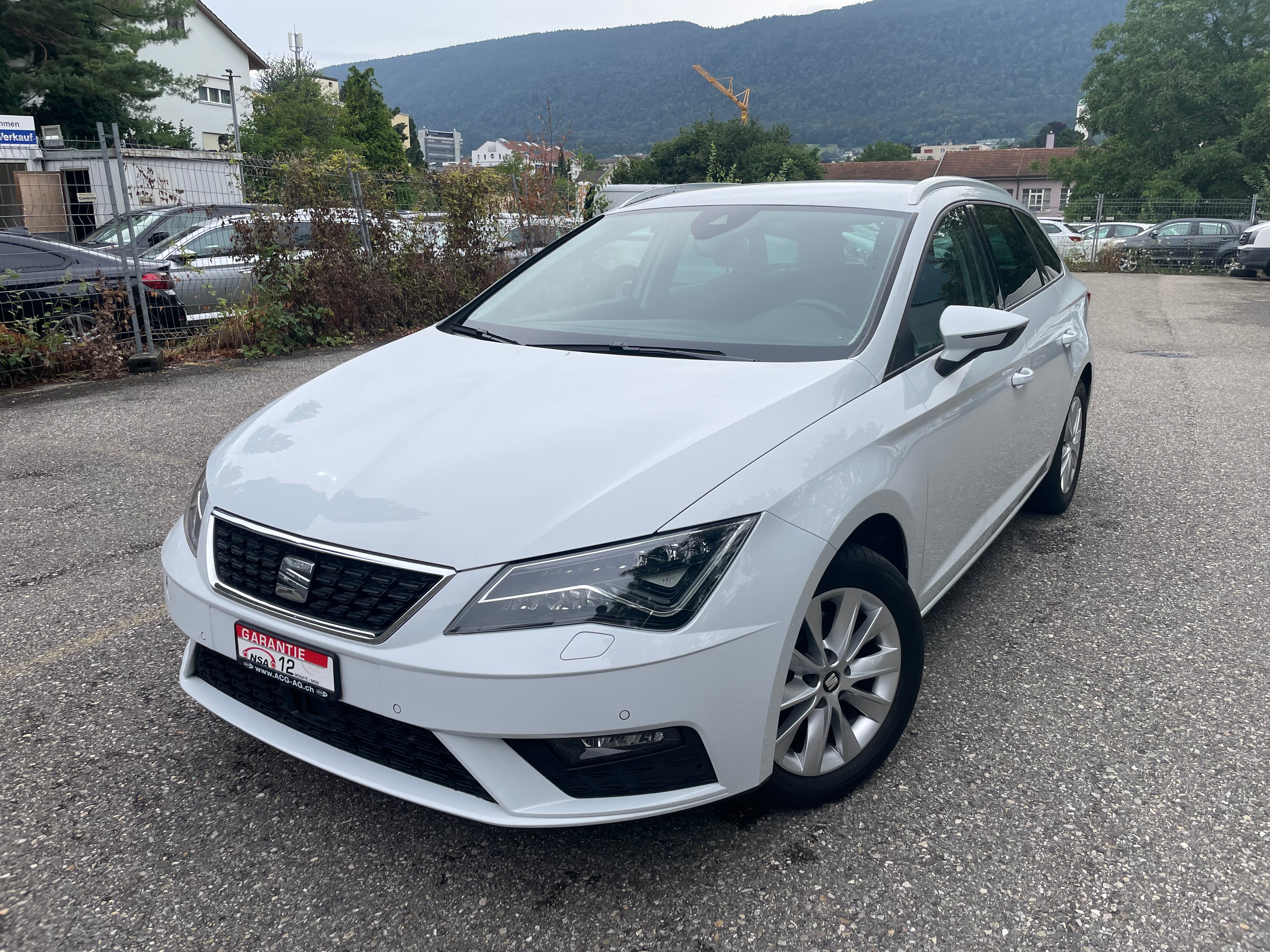 SEAT Leon ST 2.0 TDI CR Style DSG ** Gr. Navi * Xenon * Klima-auto * PDC v&h * Tempomat * Frisch Ab MFK