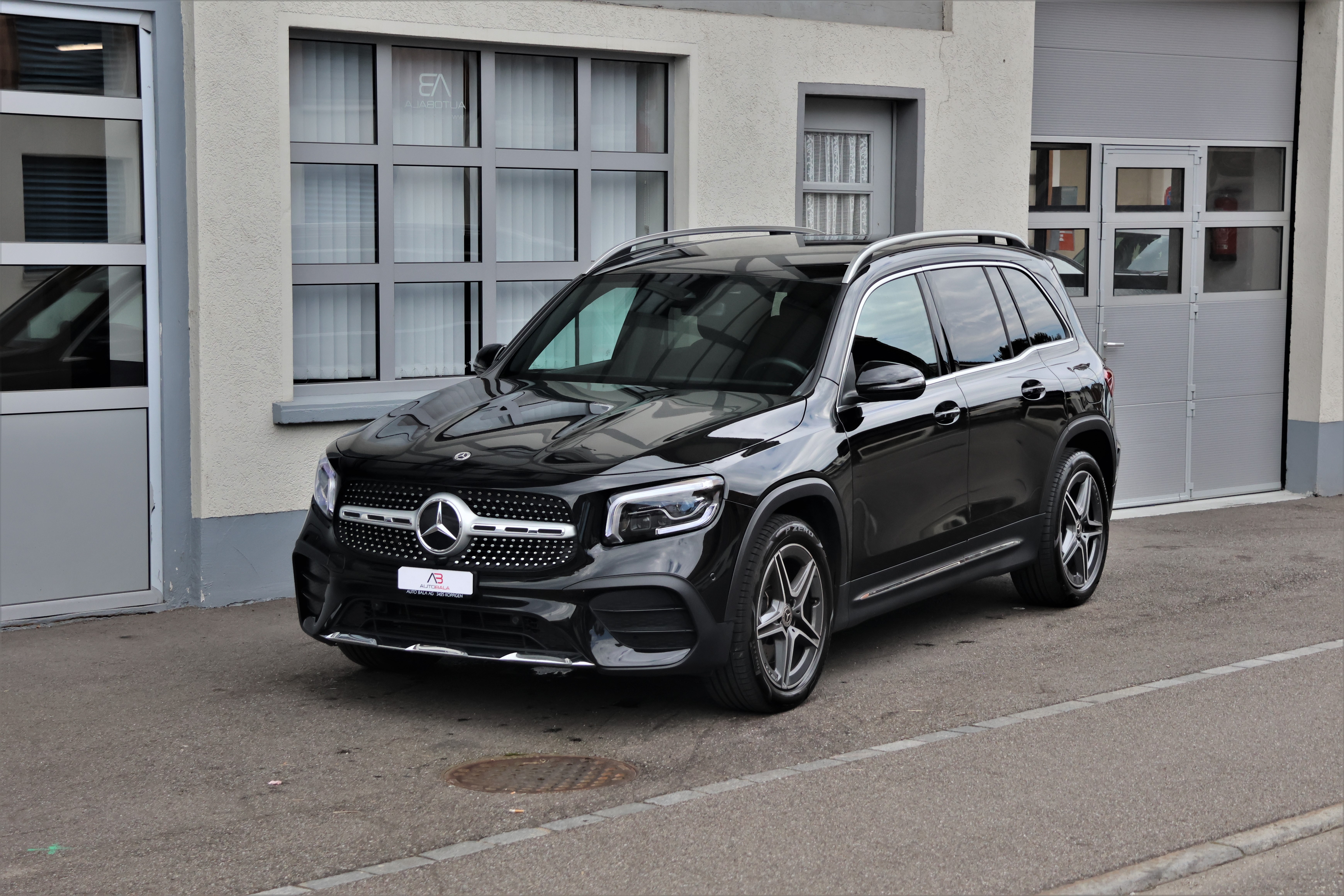 MERCEDES-BENZ GLB 250 4Matic AMG Line 8G-Tronic (CH) MSI+