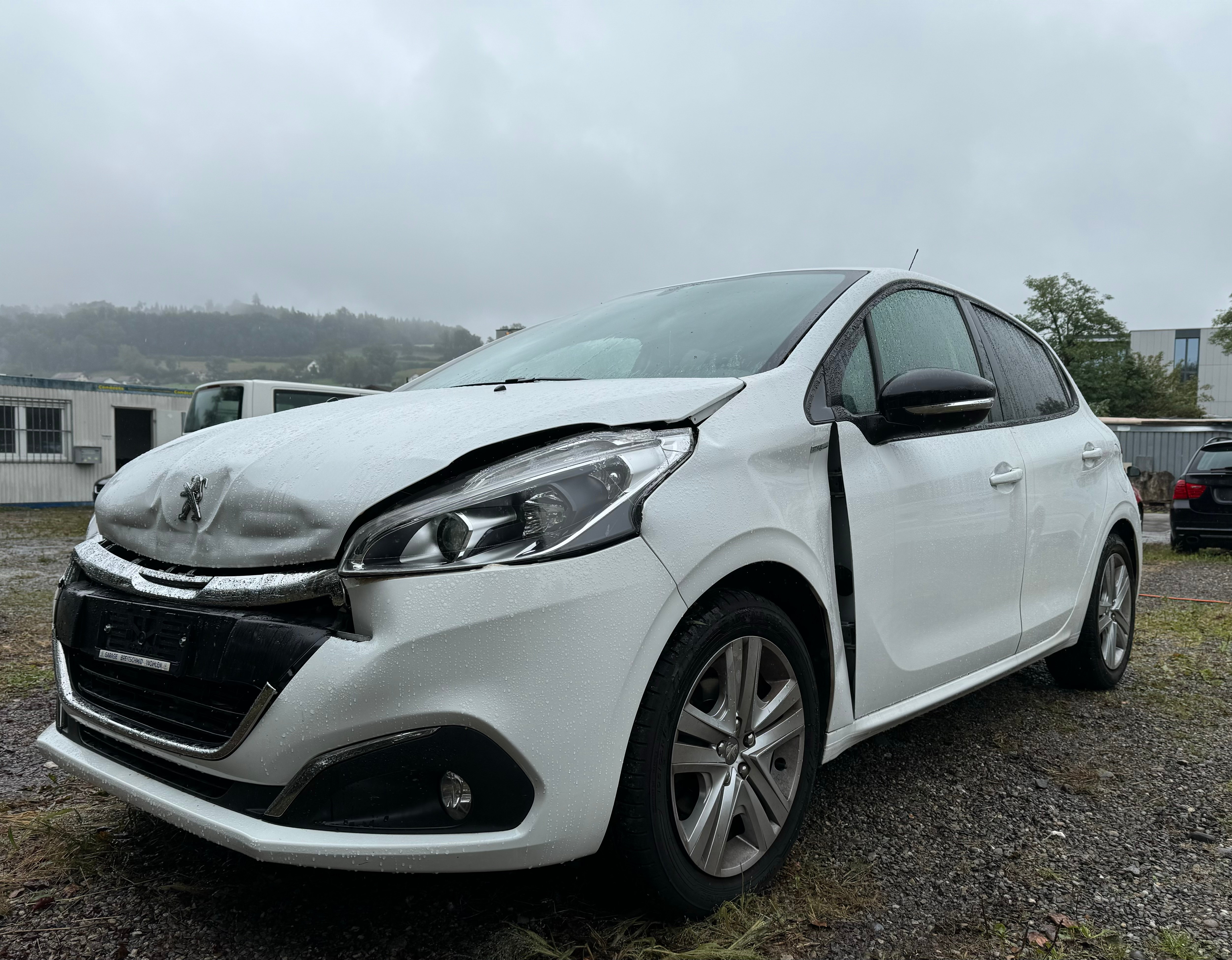 PEUGEOT 208 1.2 PureTech Allure EAT6