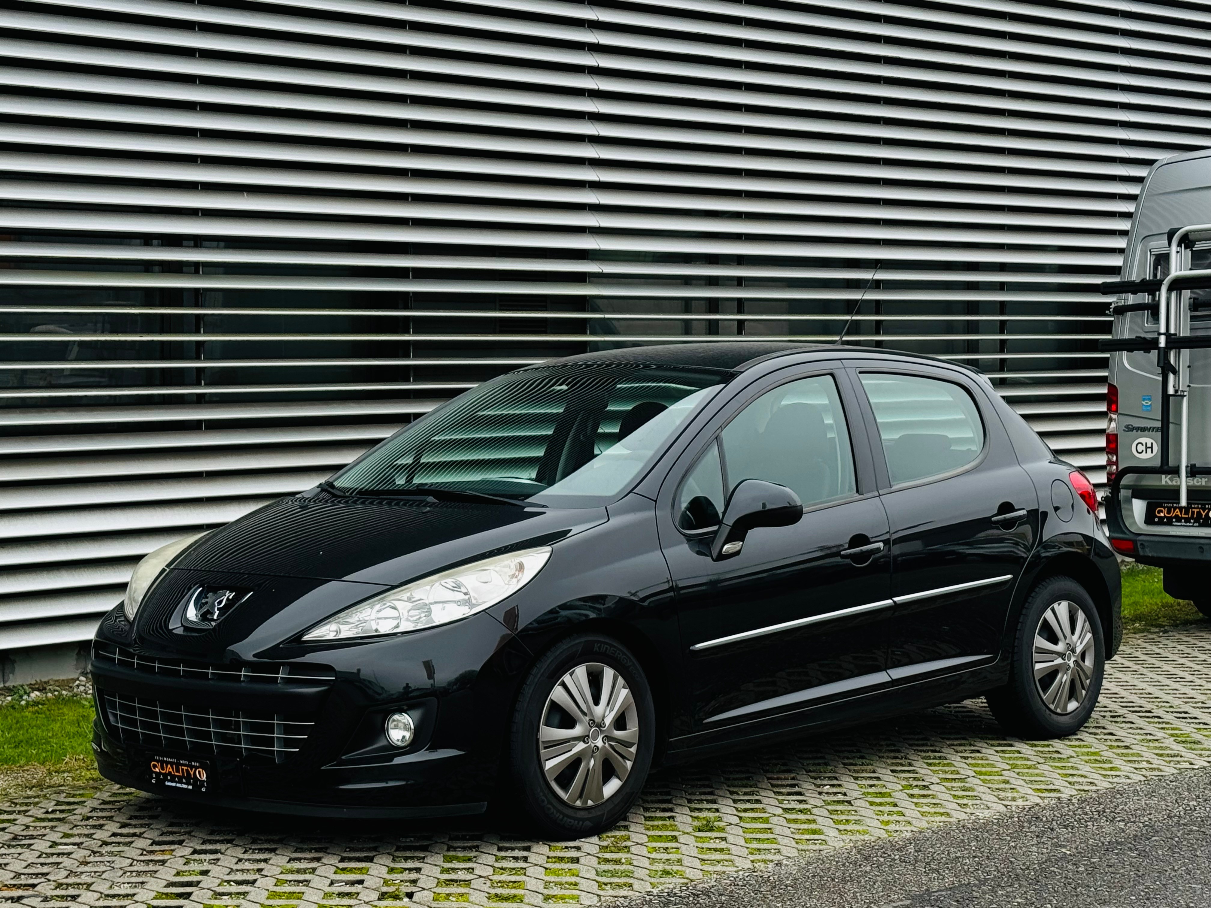 PEUGEOT 207 1.4 16V Sport