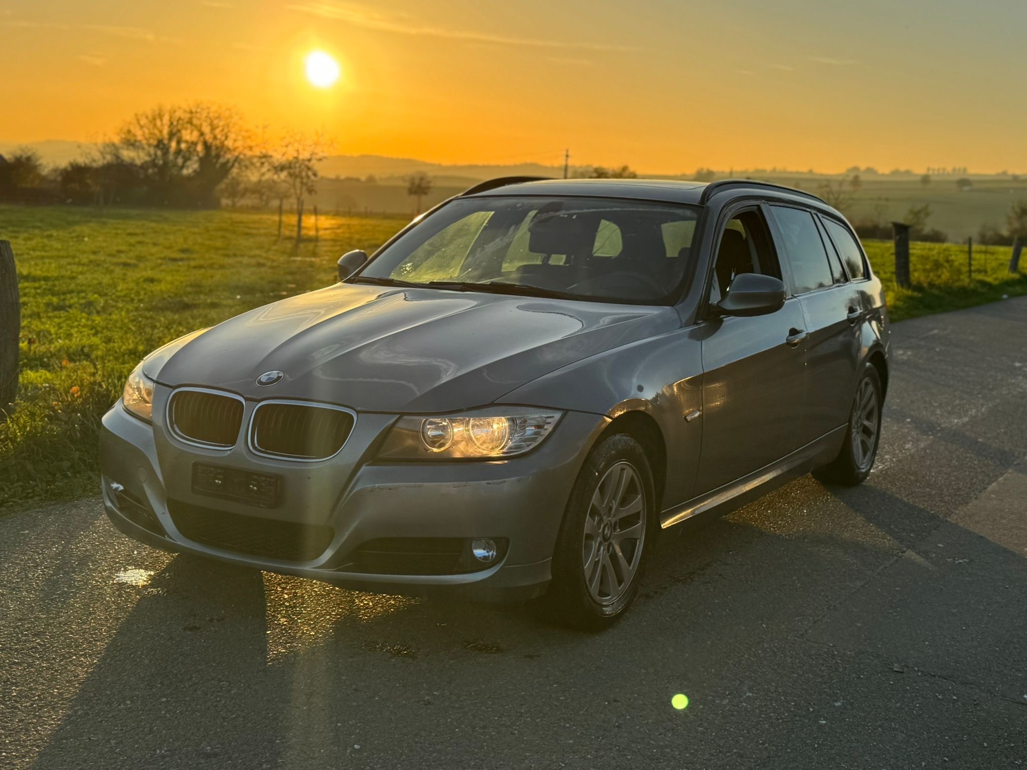 BMW 320i Touring Access Steptronic