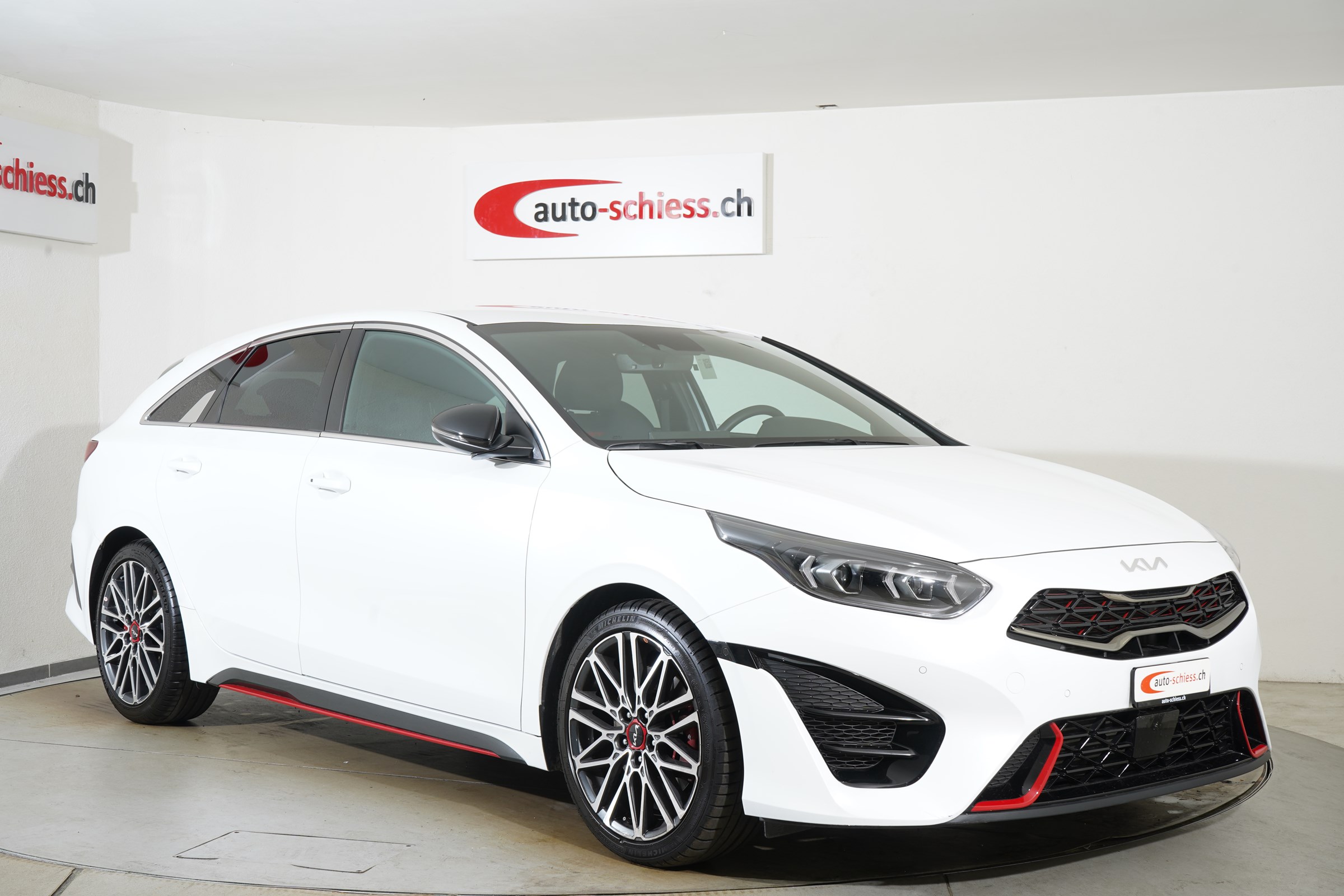 KIA PROCEED 1.6 T-GDi GT DCT