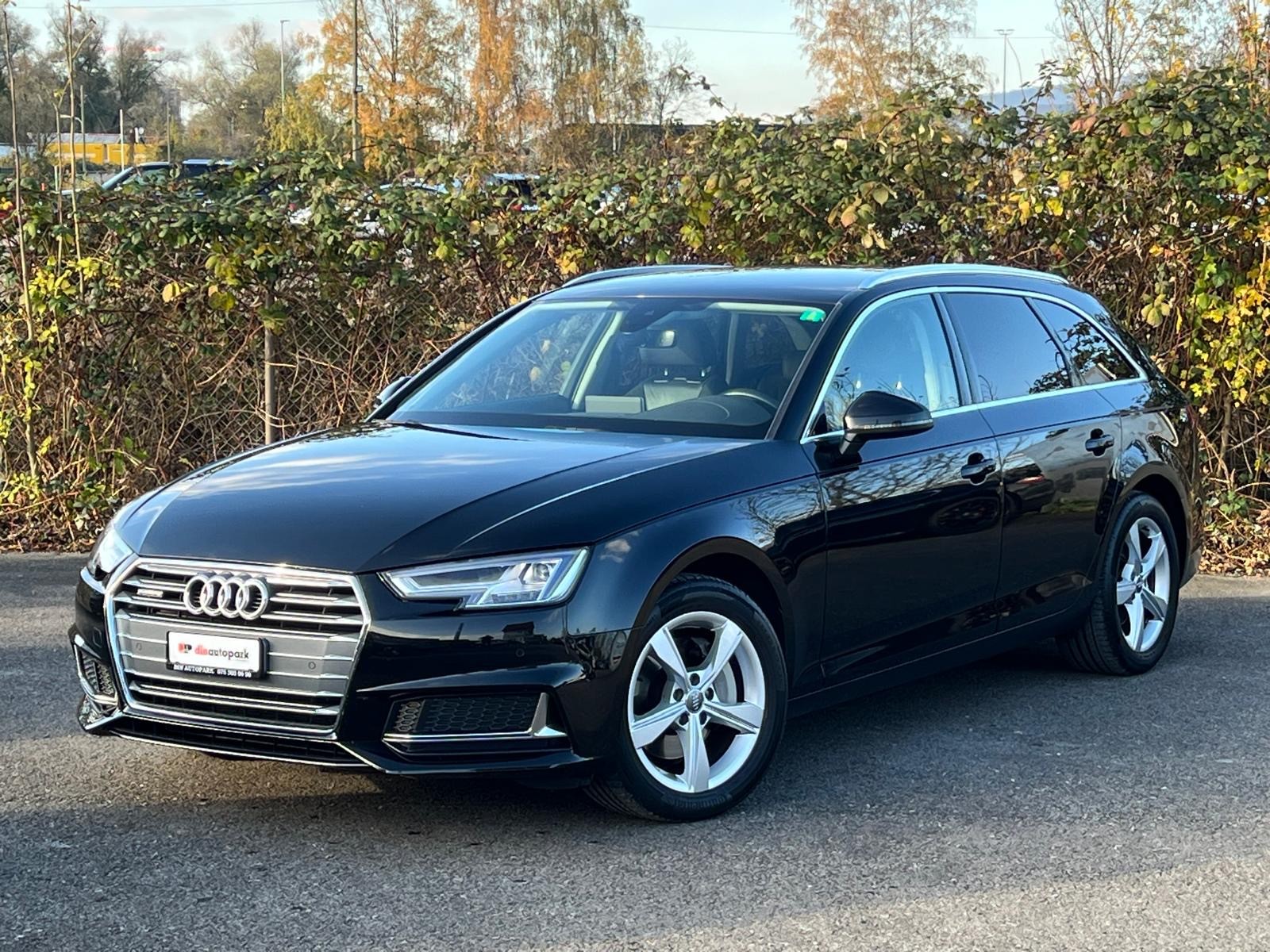 AUDI A4 Avant 40 TDI Sport Quattro *CH-Fahrzeug*