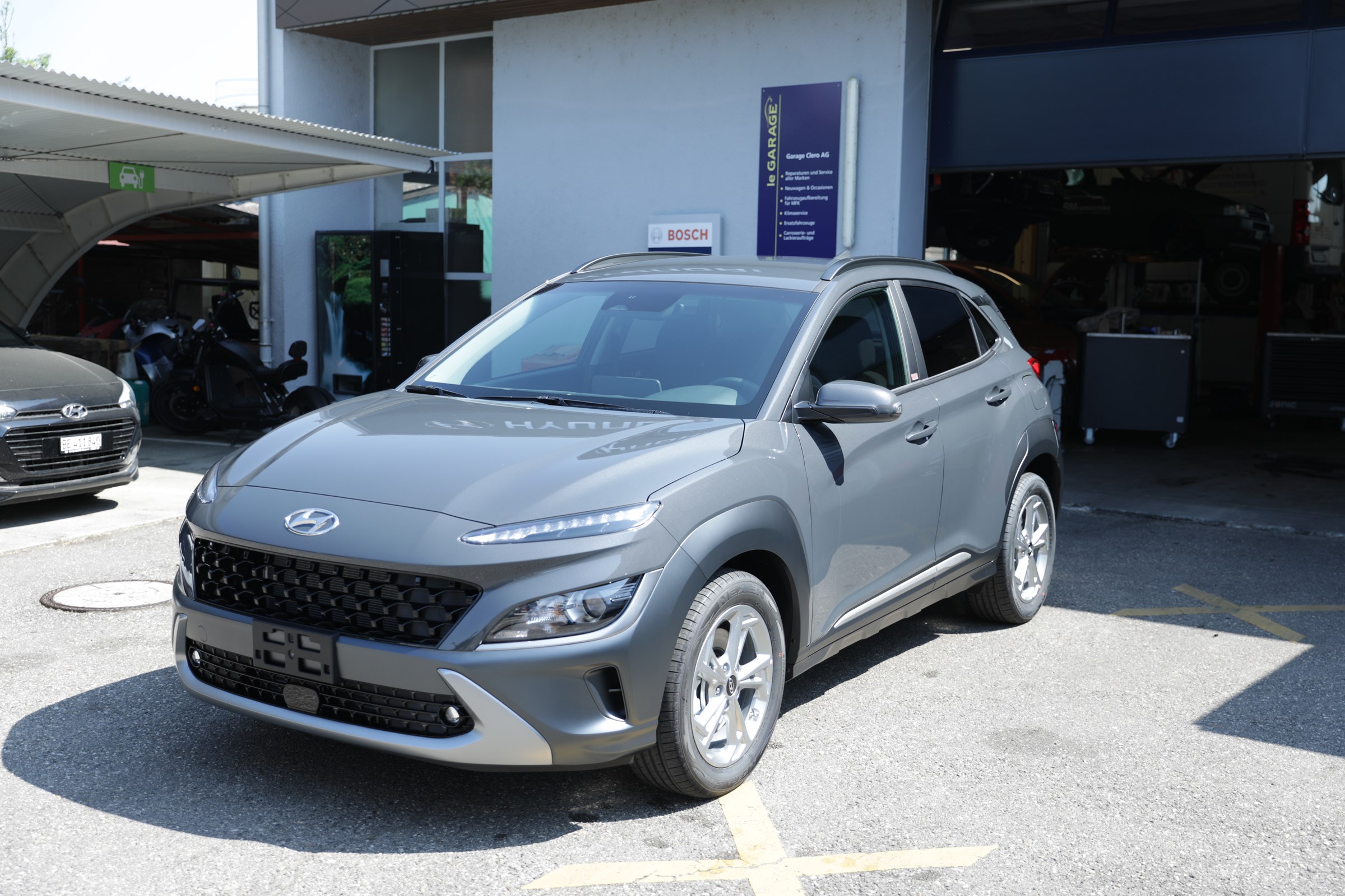 HYUNDAI Kona 1.6 T-GDi Amplia 4WD DCT