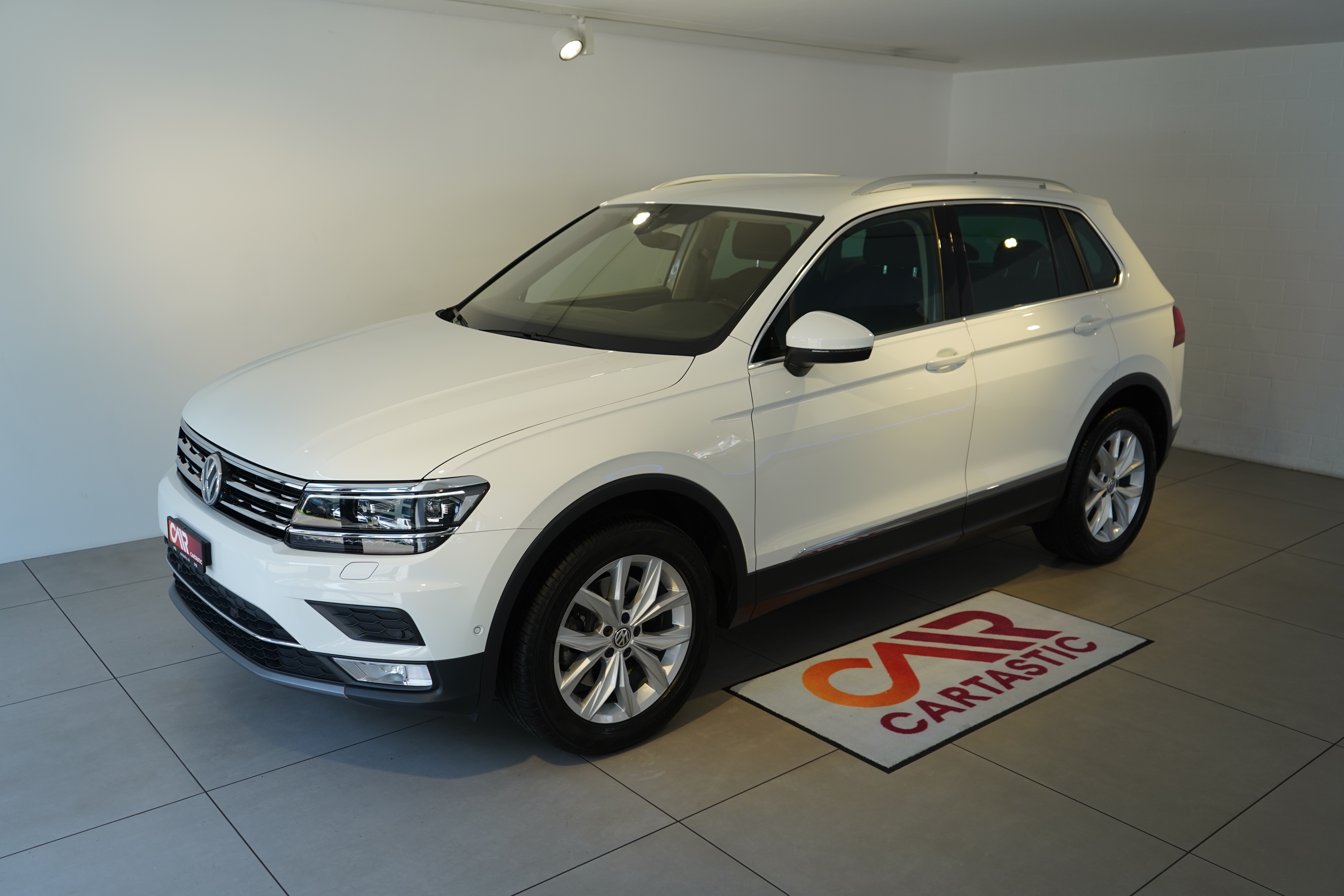 VW Tiguan 2.0TSI High 4M