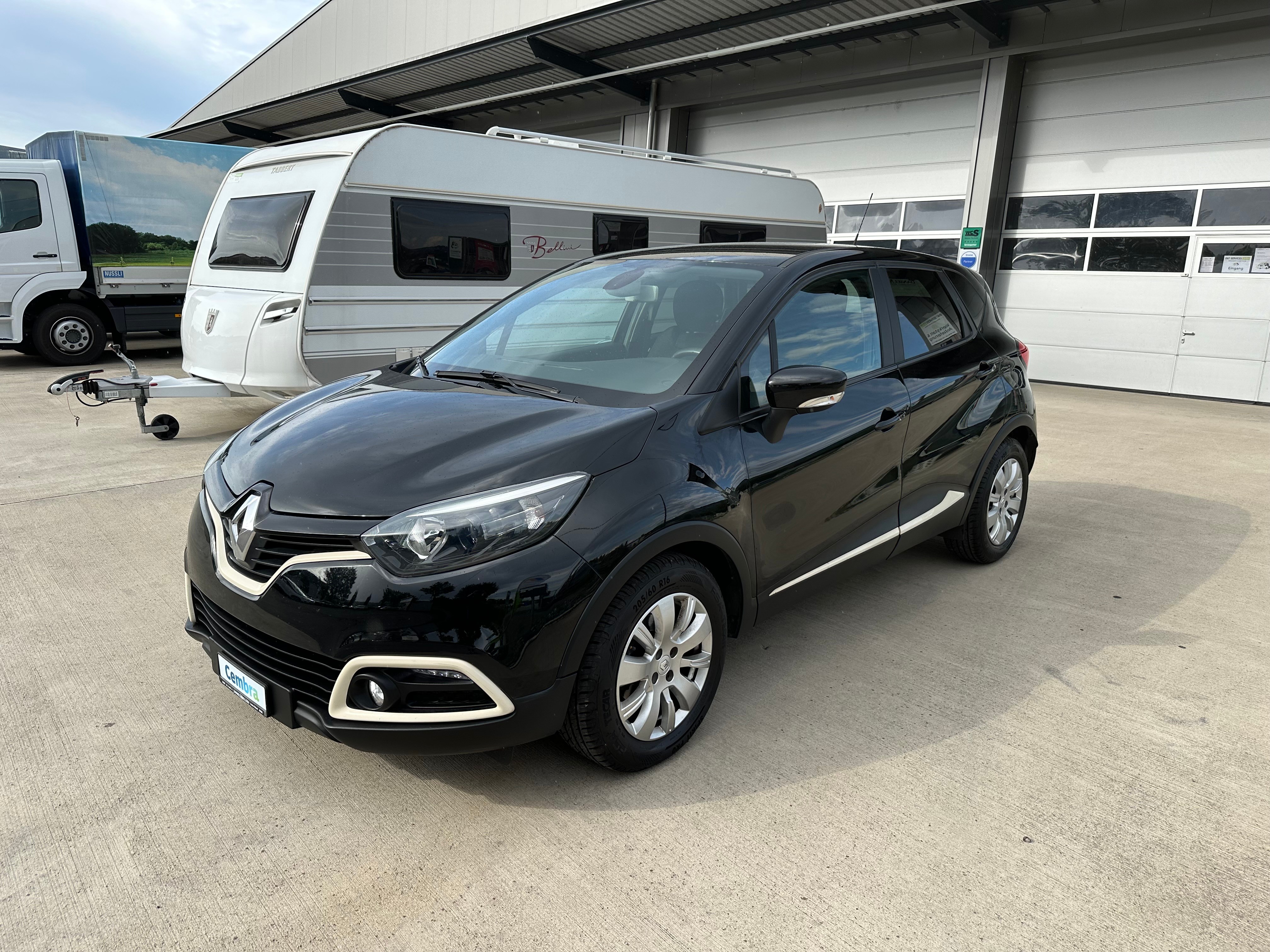 RENAULT Captur 1.2 T 16V Privilège EDC