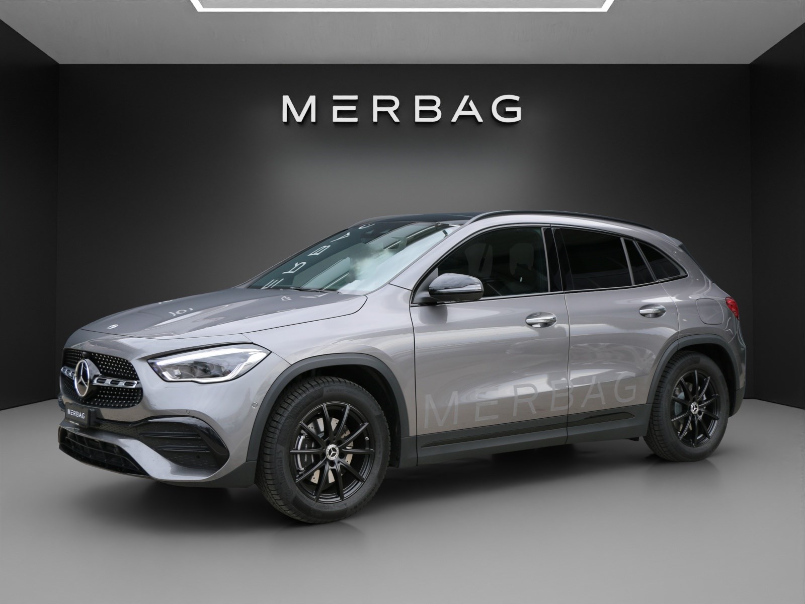 MERCEDES-BENZ GLA 220d AMG Line 4Matic