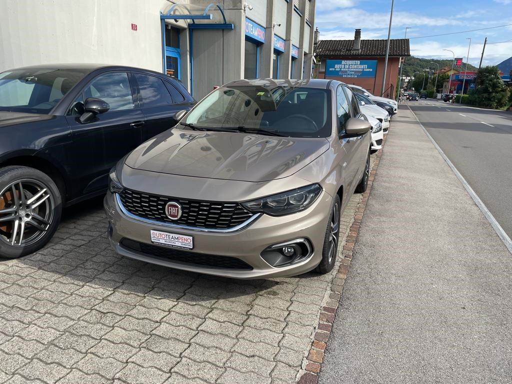 FIAT Tipo 1.6 MJ Lounge