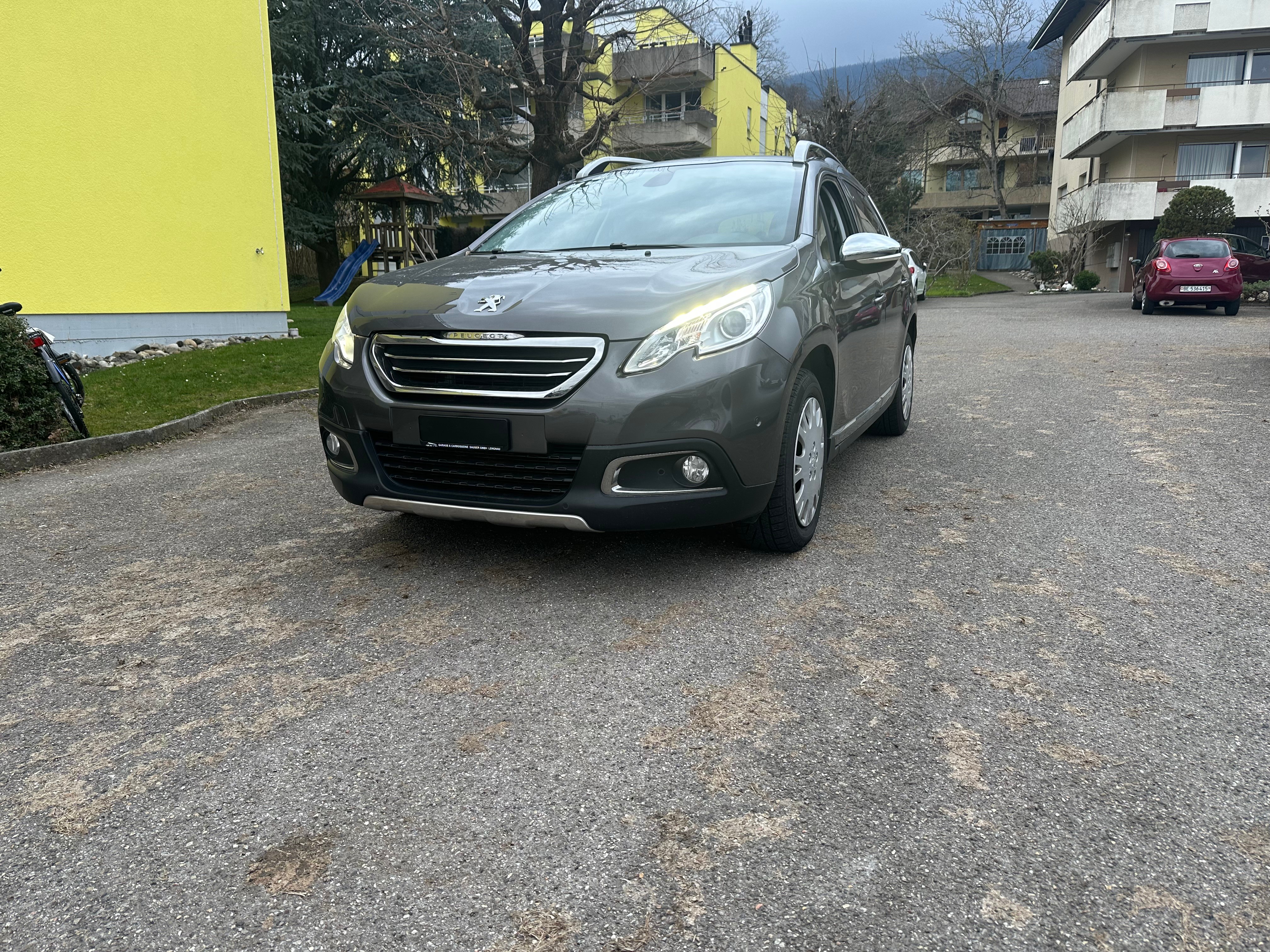 PEUGEOT 2008 1.6 BlueHDi Allure