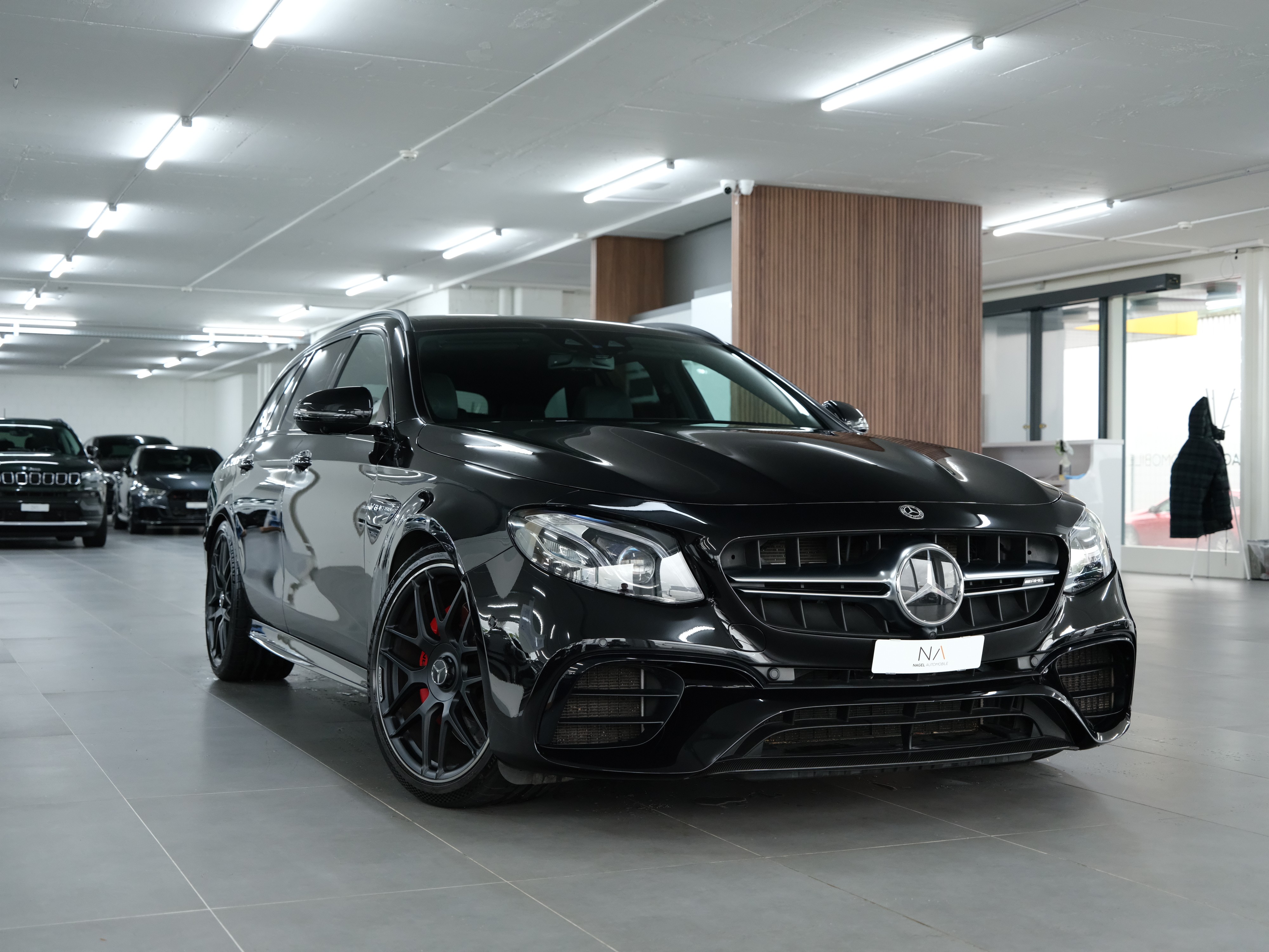 MERCEDES-BENZ E 63 AMG S 4 Matic 9G-Tronic