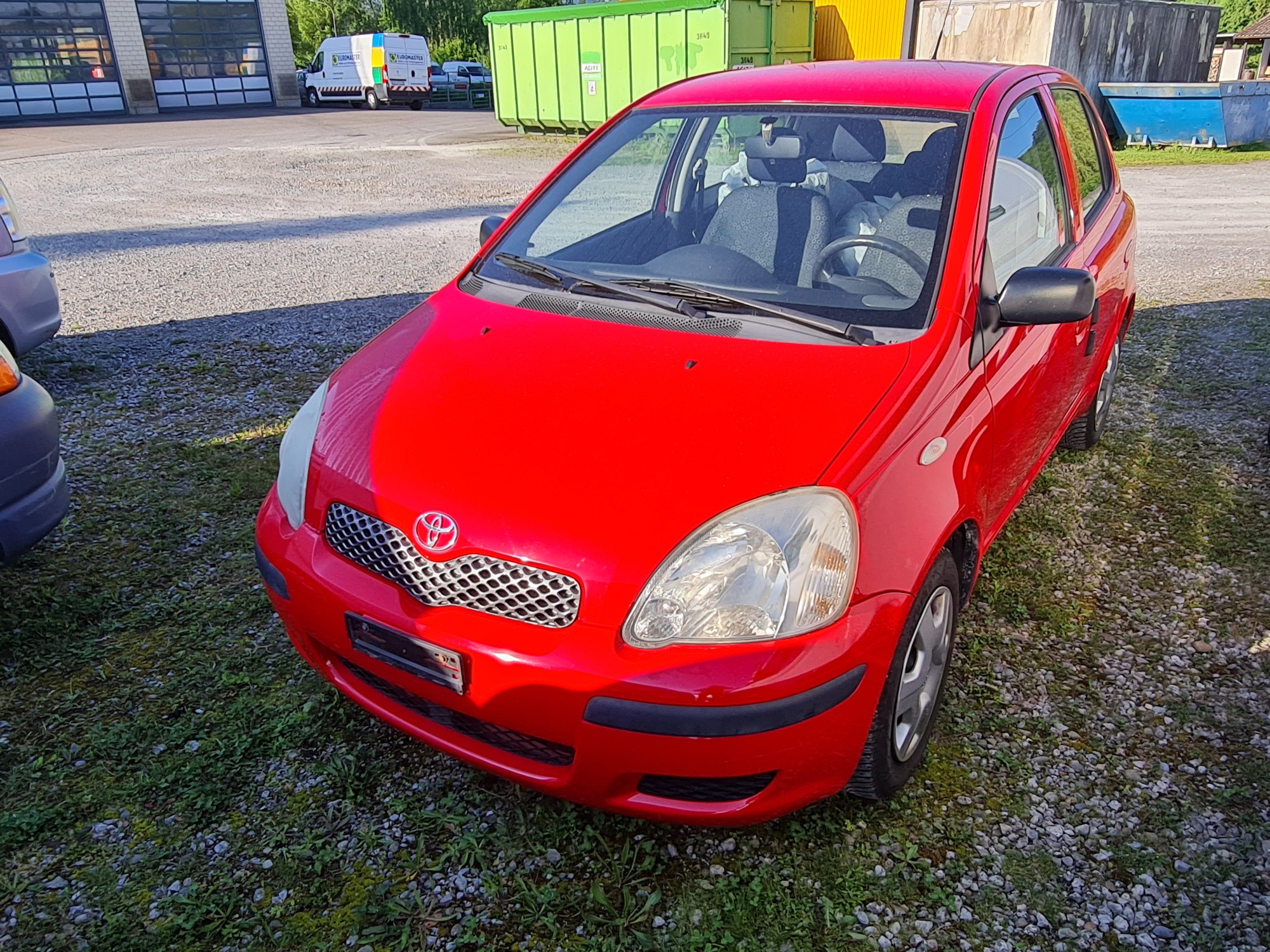 TOYOTA Yaris 1.0 Linea Luna