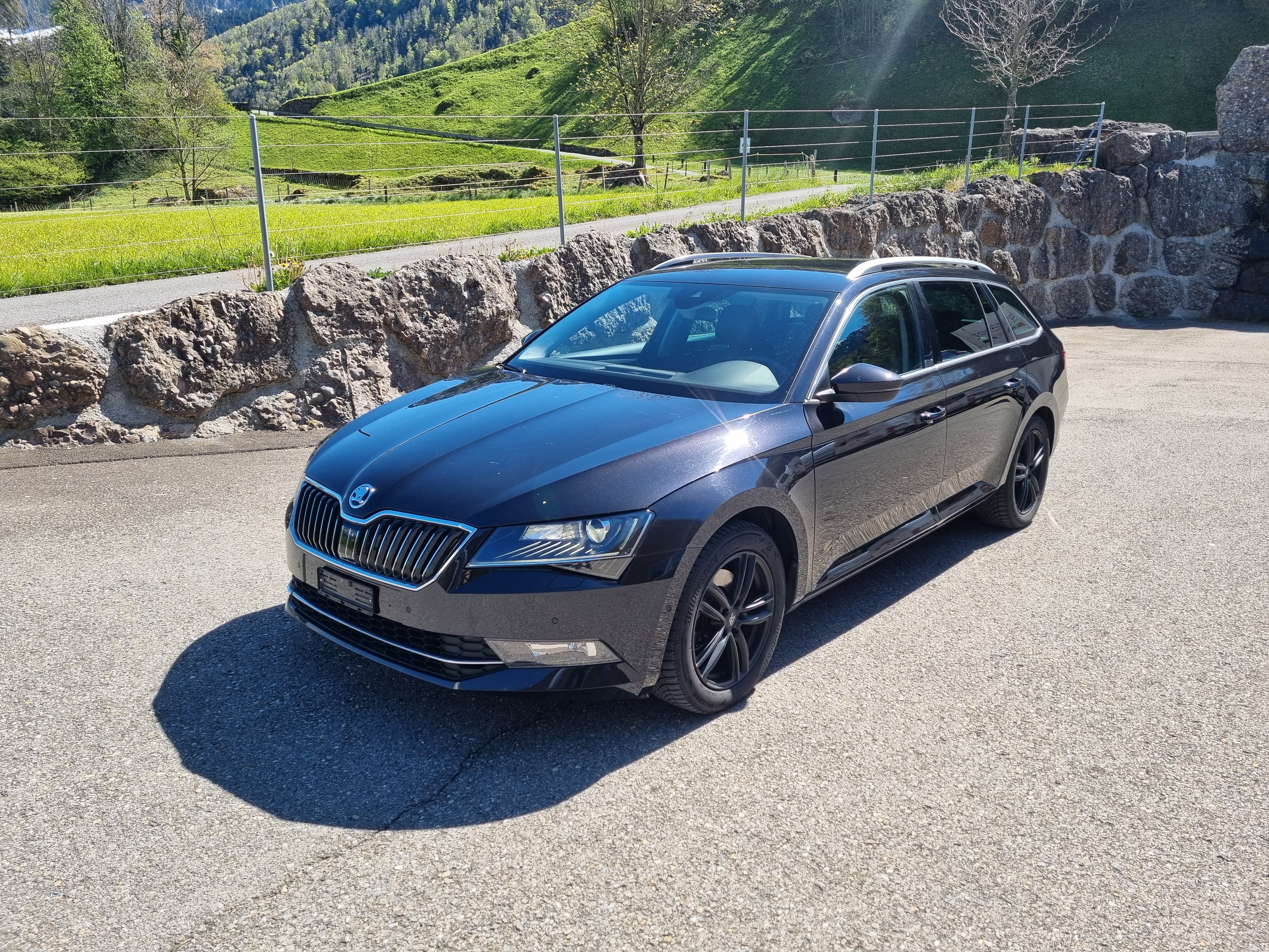 SKODA Superb Combi 2.0 TDi Style 4x4 DSG