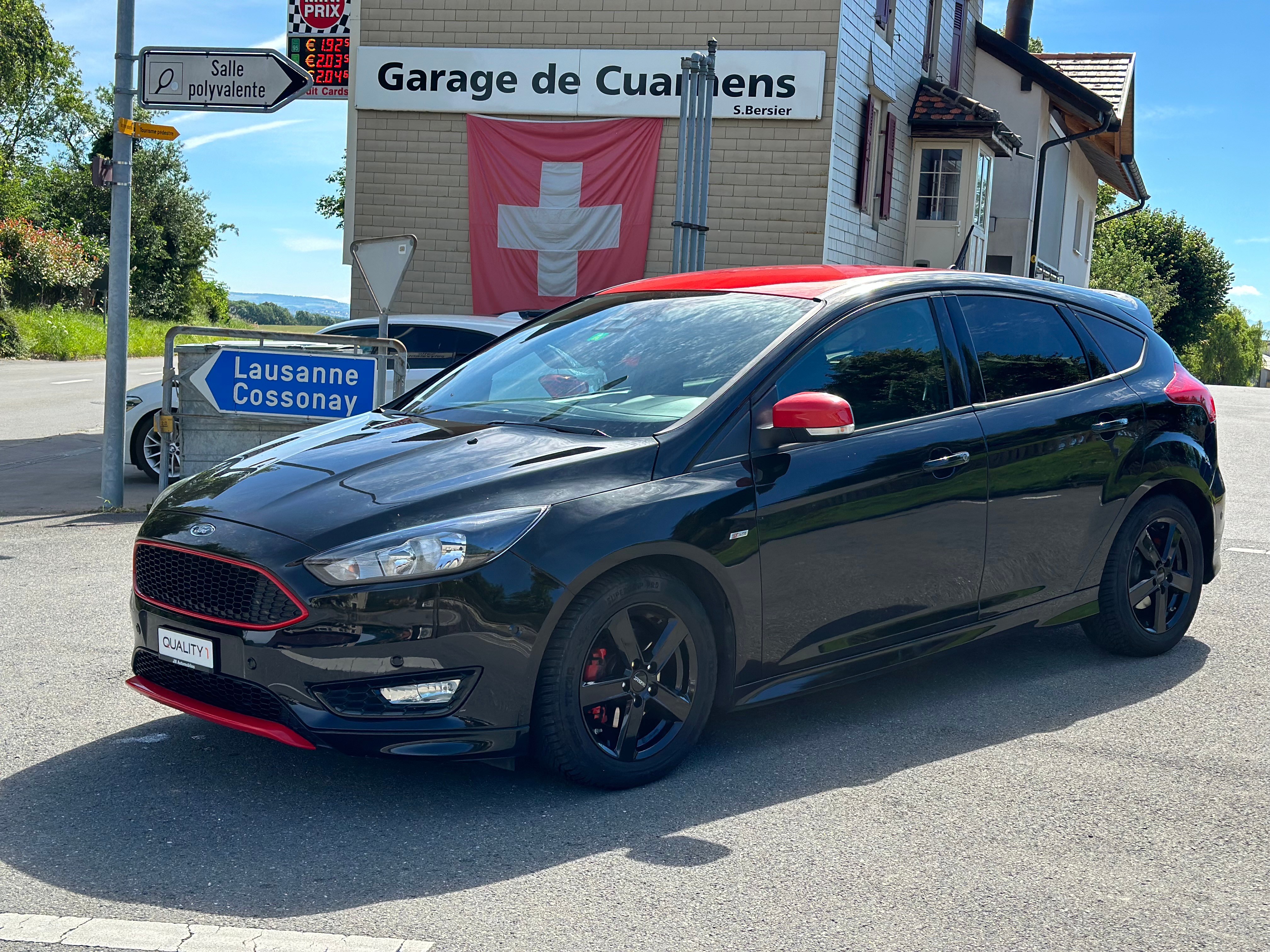 FORD Focus 1.0 SCTi Black Edition