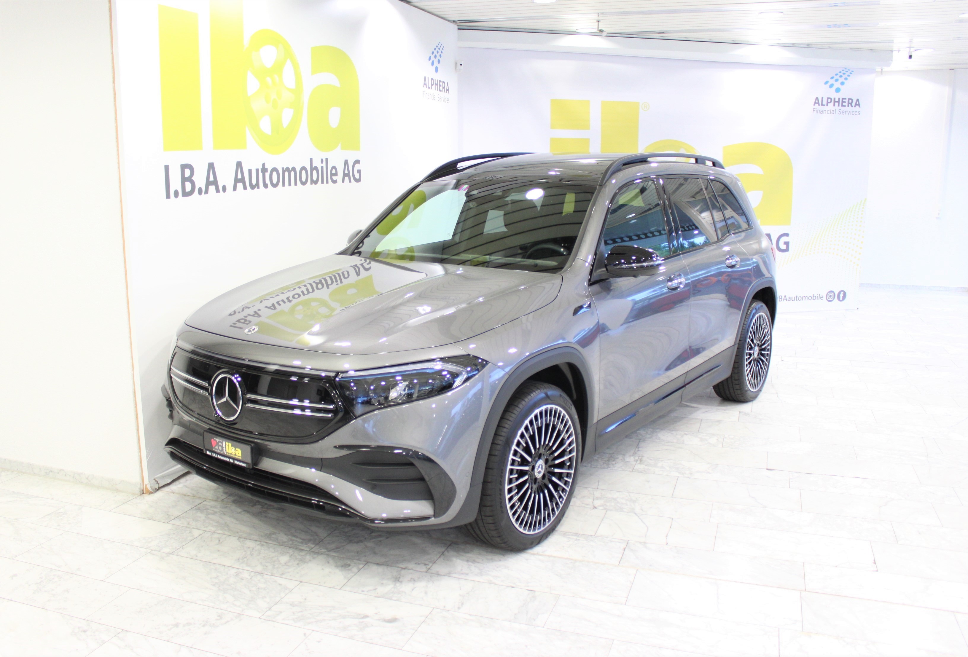 MERCEDES-BENZ EQB 350 AMG Line 4Matic 4x4 (CH)