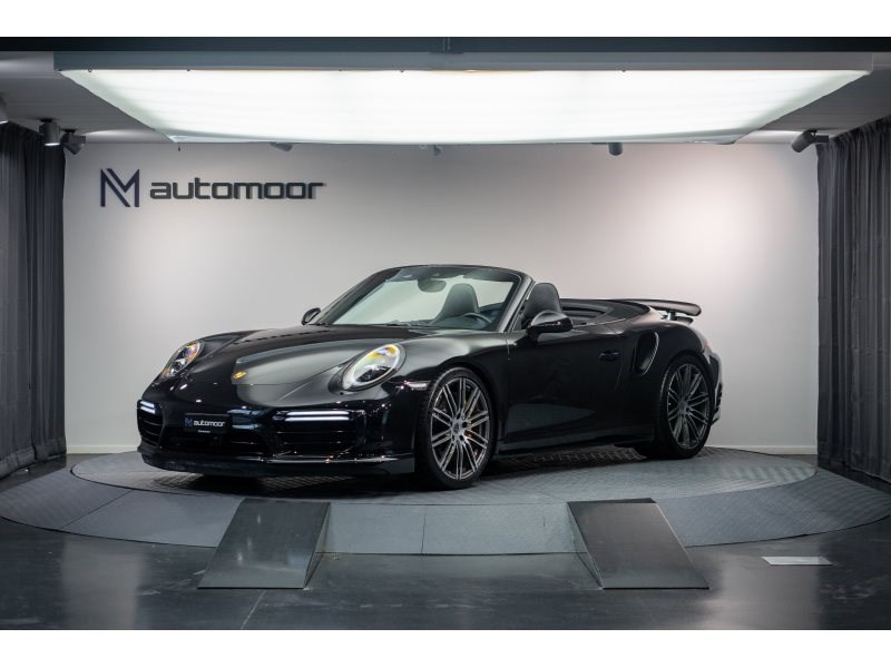 PORSCHE 911 Turbo S Cabrio PDK *Moshammer* *Burmester* *Schalensitze*