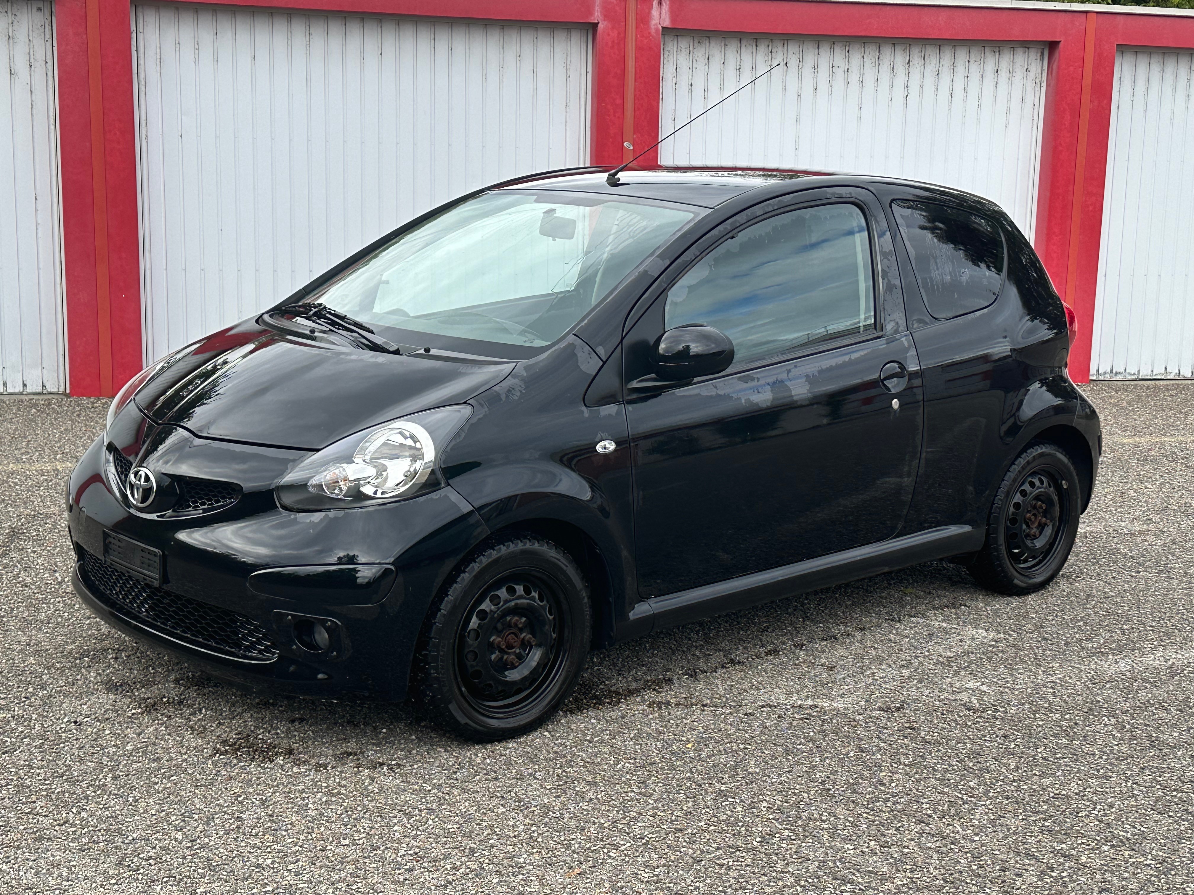 TOYOTA Aygo 1.0 Linea Luna Cool