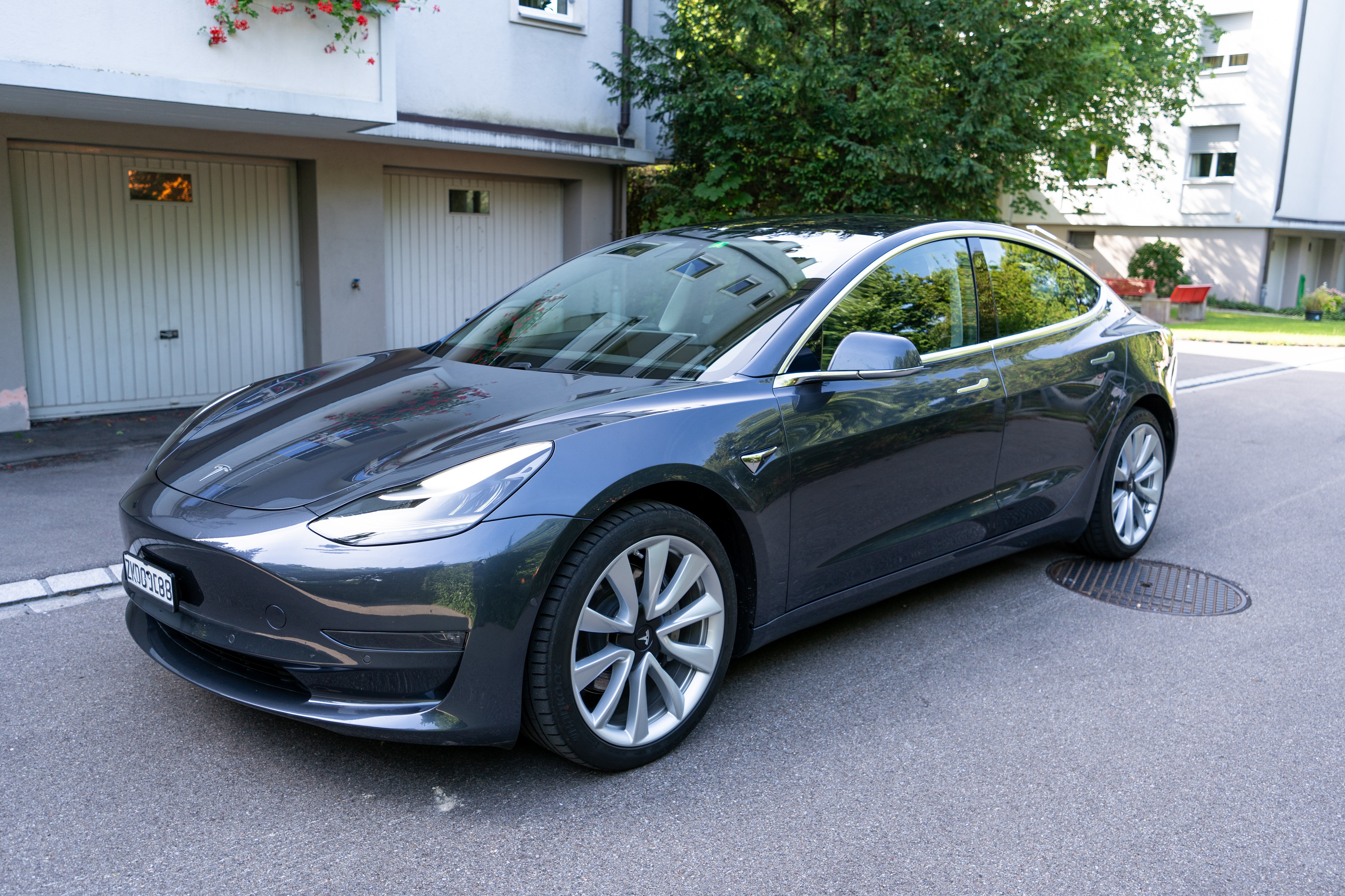 TESLA Model 3 Long Range Dual Motor AWD