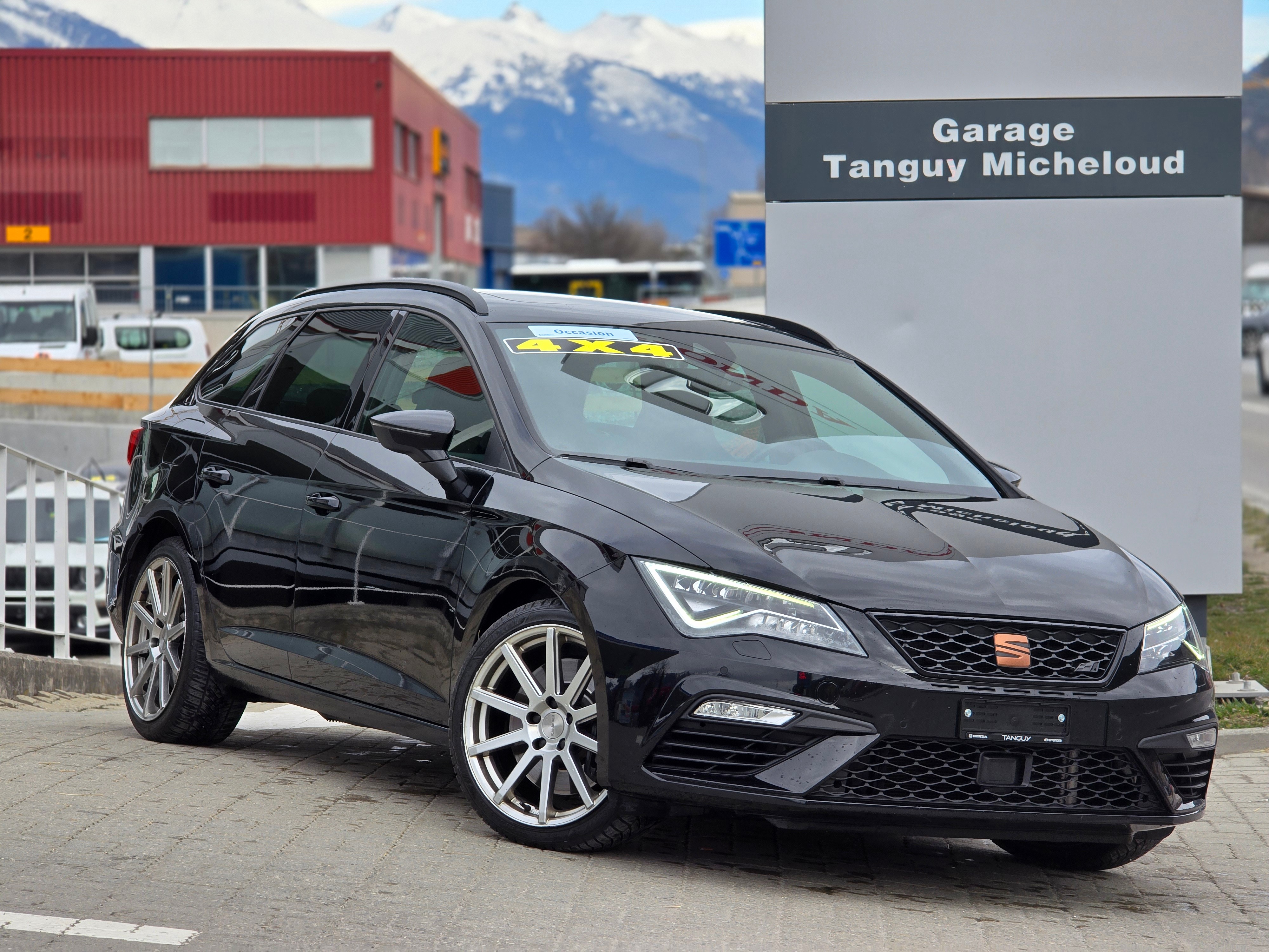 SEAT Leon ST 2.0 TSI Cu.300 4D