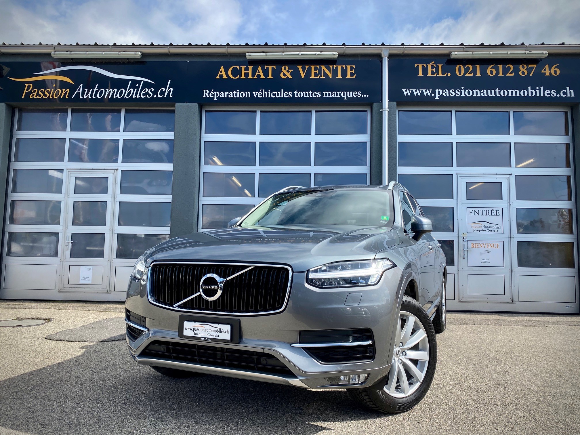 VOLVO XC90 D5 AWD Momentum Geartronic