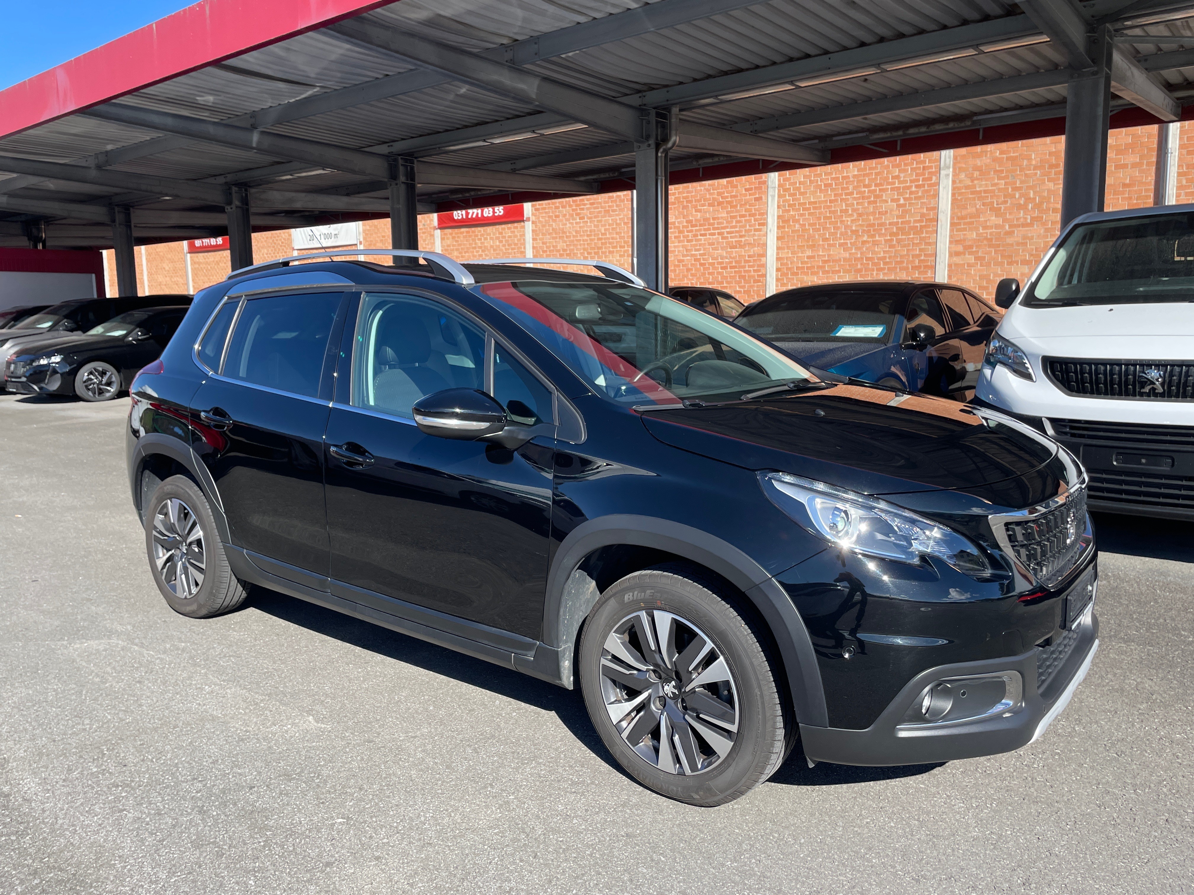 PEUGEOT 2008 1.2 PureTech Allure EAT6