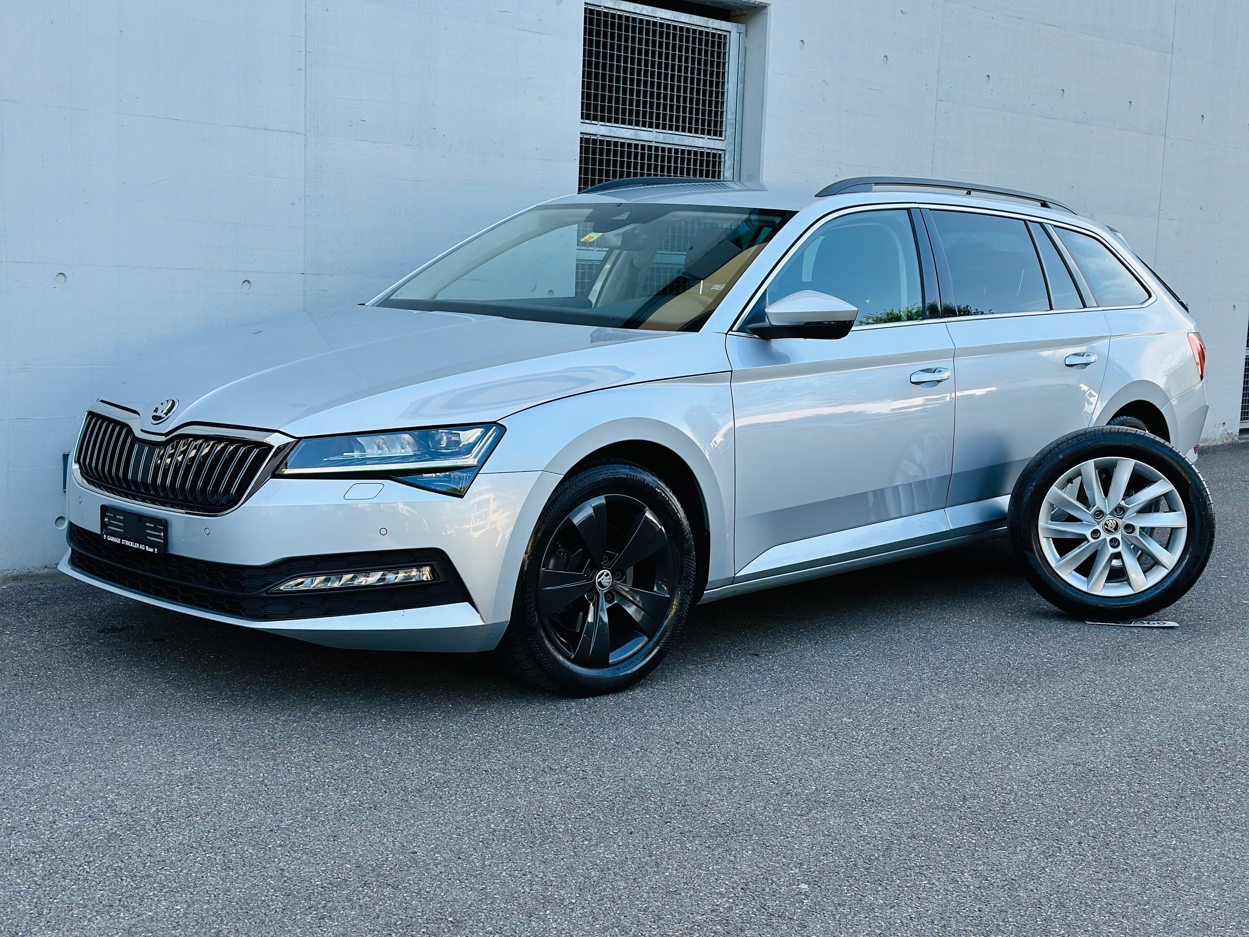 SKODA Superb Combi 2.0 TDi SportLine 4x4 DSG