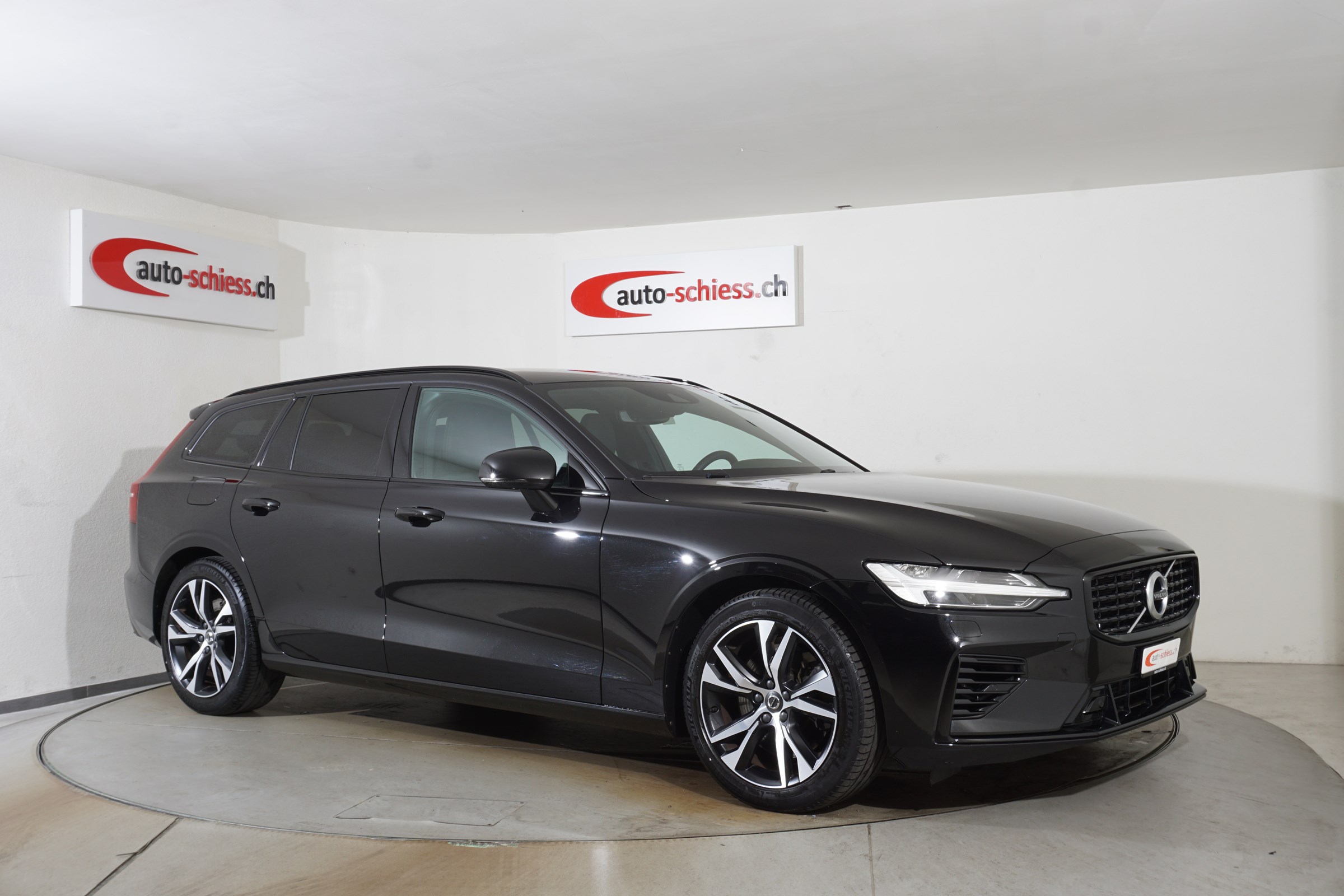 VOLVO V60 T6 eAWD Twin Engine R-Design Geartronic