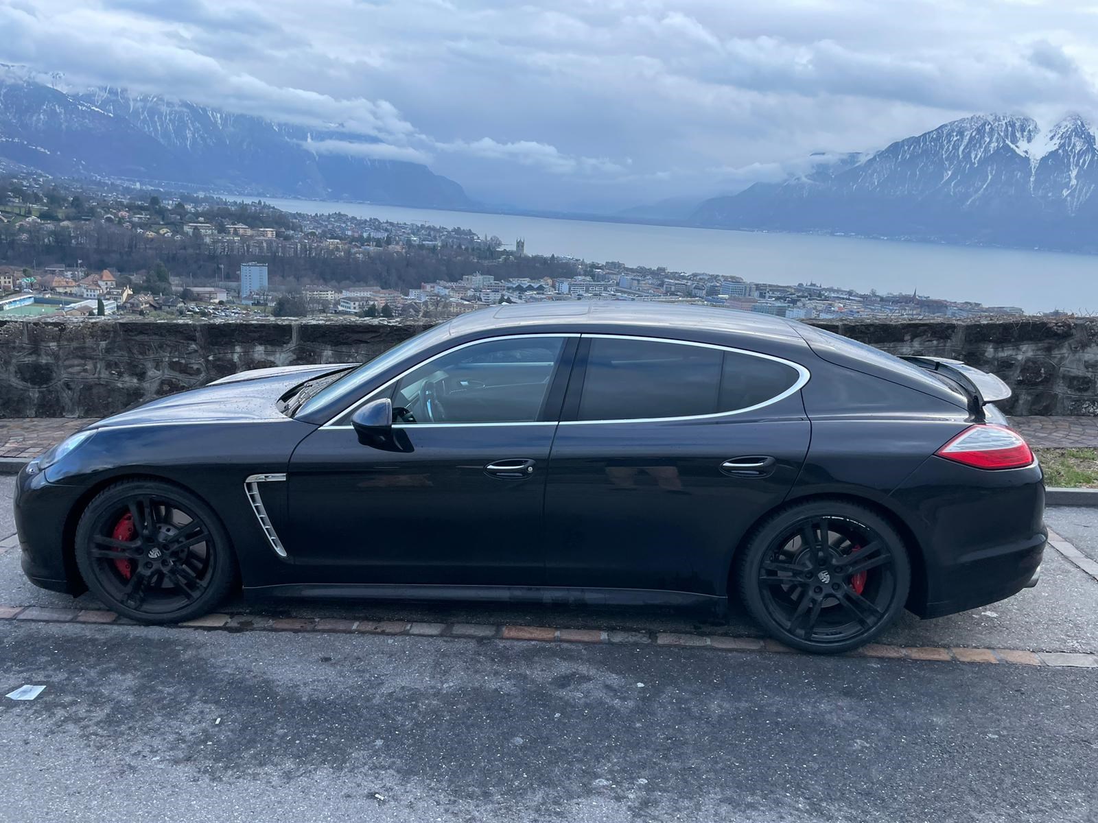 PORSCHE Panamera Turbo 4.8 PDK