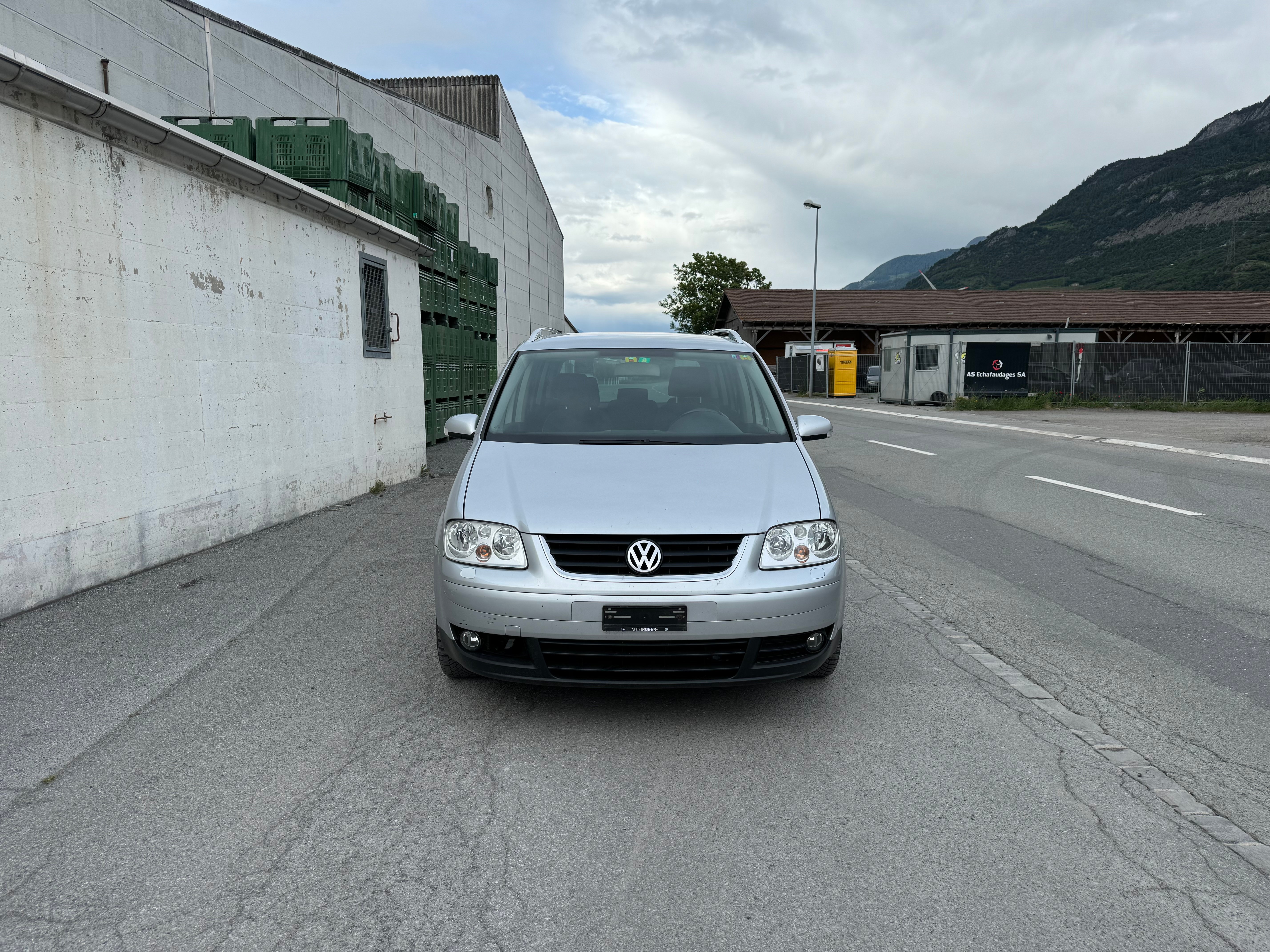 VW TOURAN