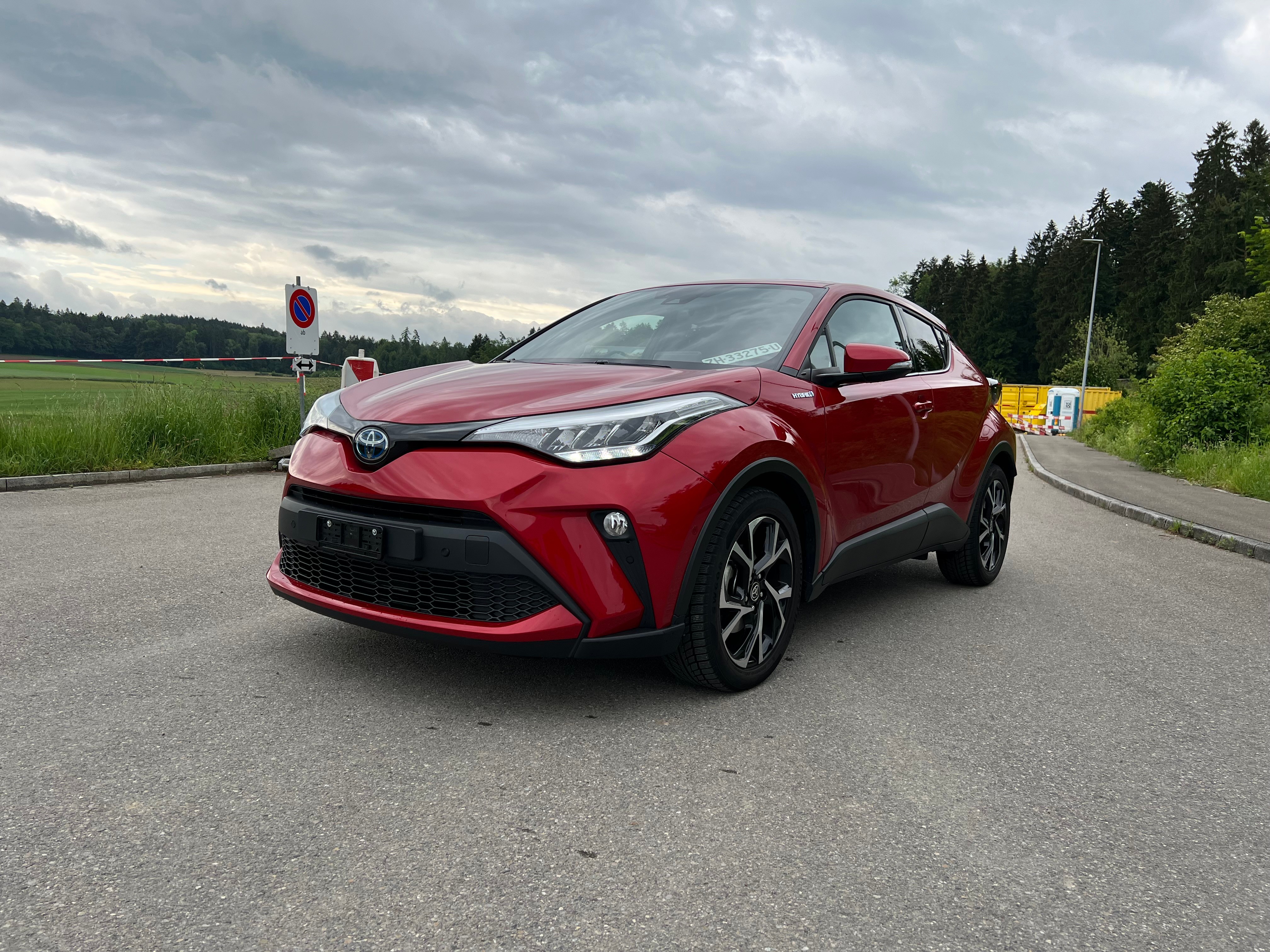 TOYOTA C-HR 2.0 HSD CVT Trend