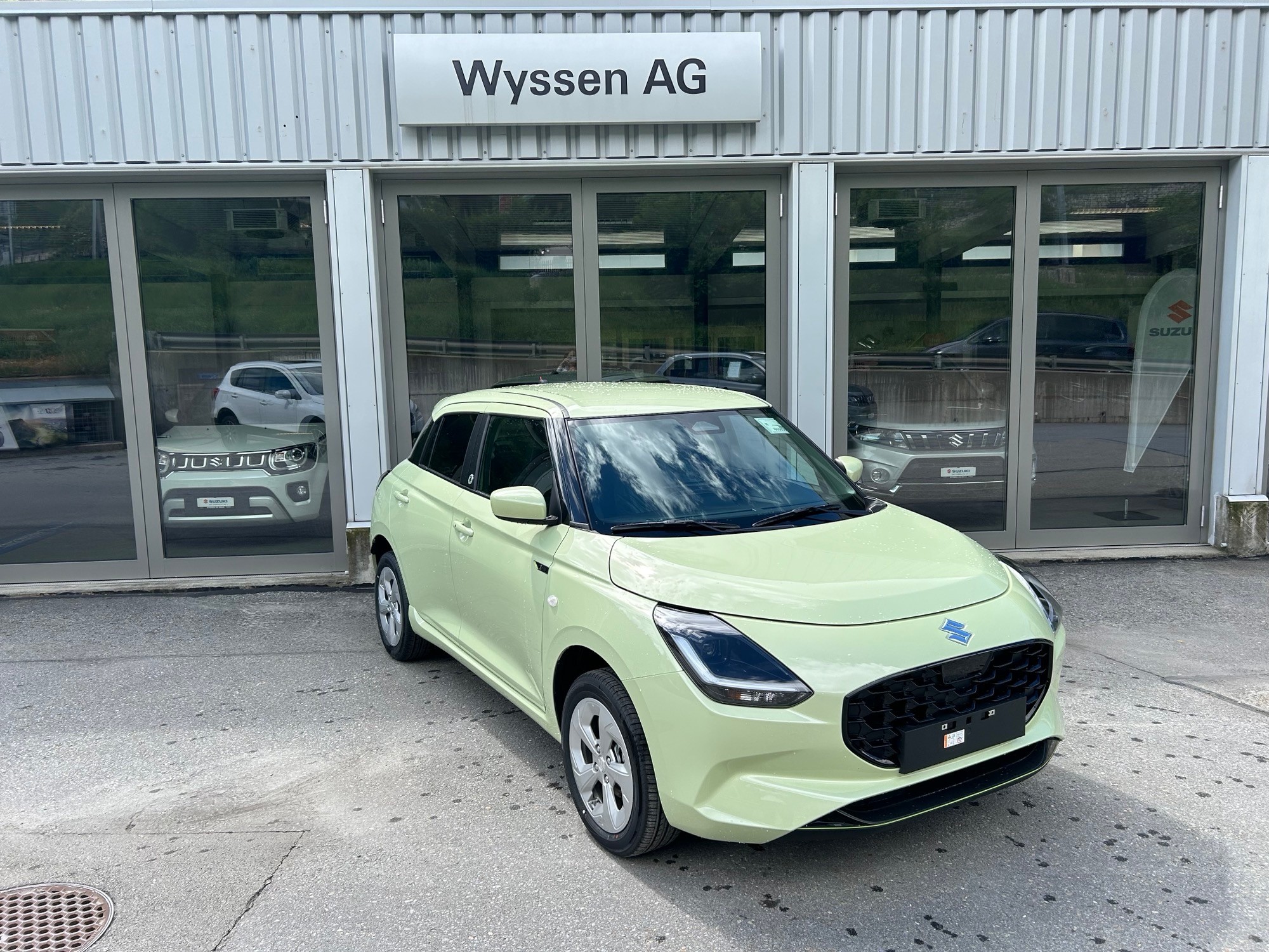 SUZUKI Swift 1.2 1st Edition Hybrid 4x4