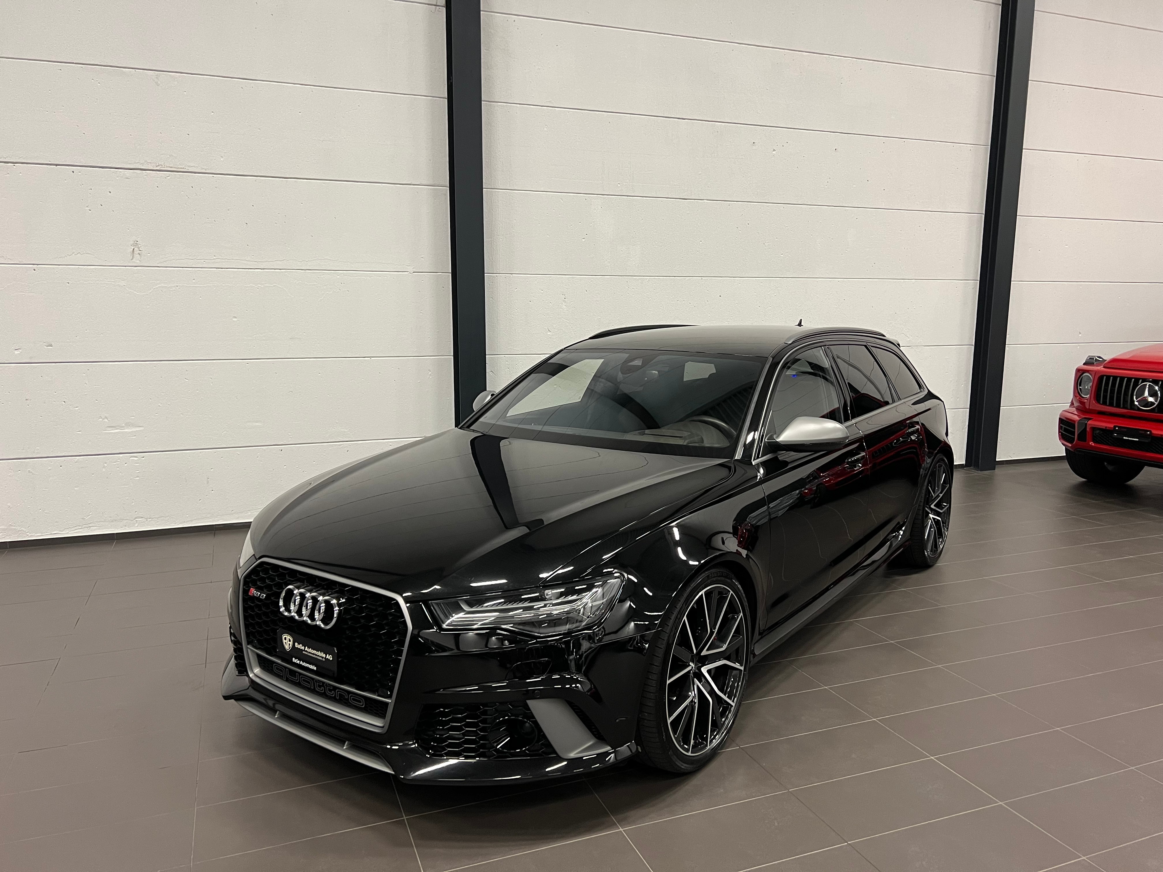 AUDI RS6 Avant 4.0 TFSI V8 performance quattro