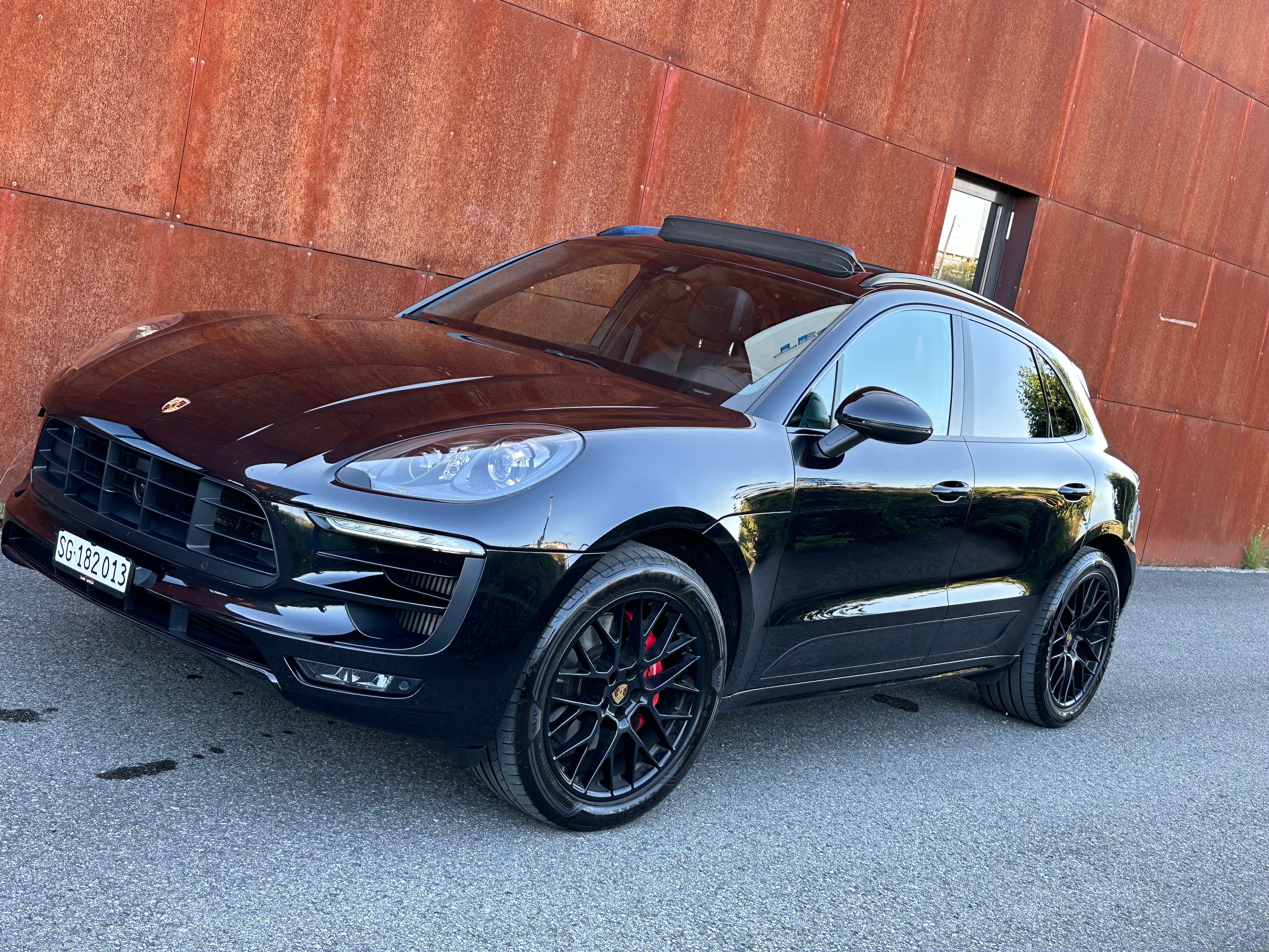 PORSCHE Macan GTS PDK