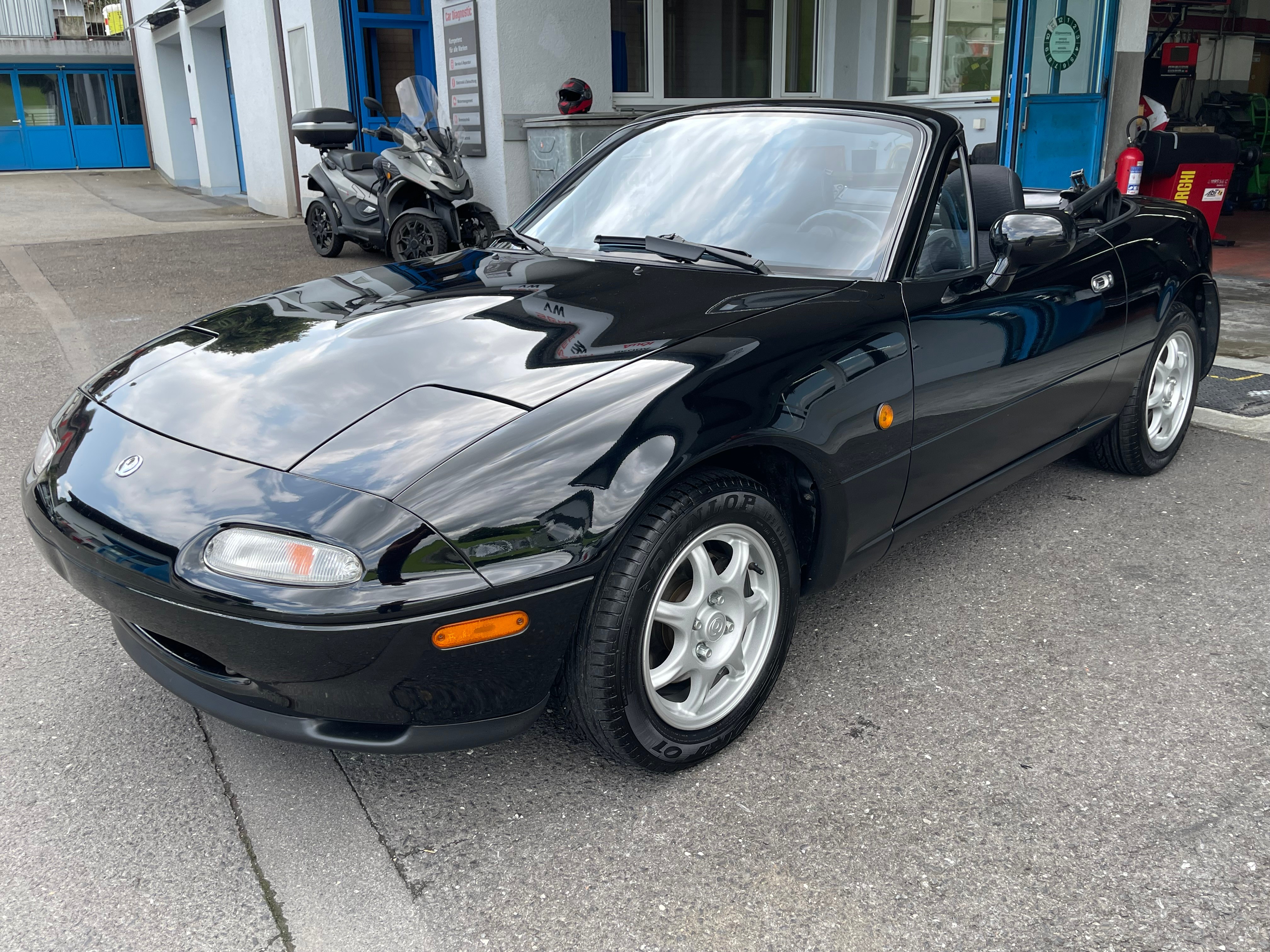 MAZDA MX-5 1.8i-16