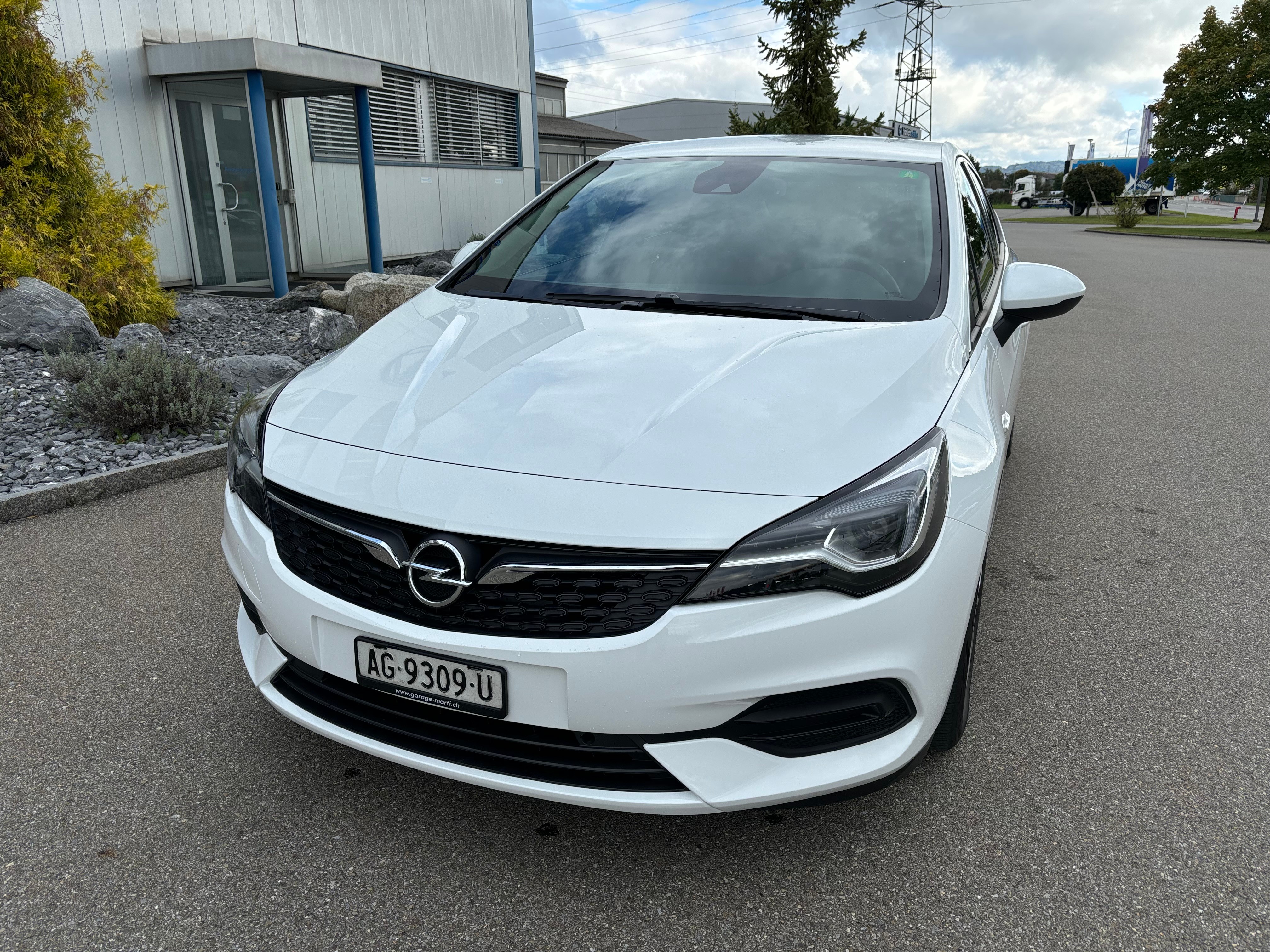 OPEL Astra 1.4i Turbo Elegance