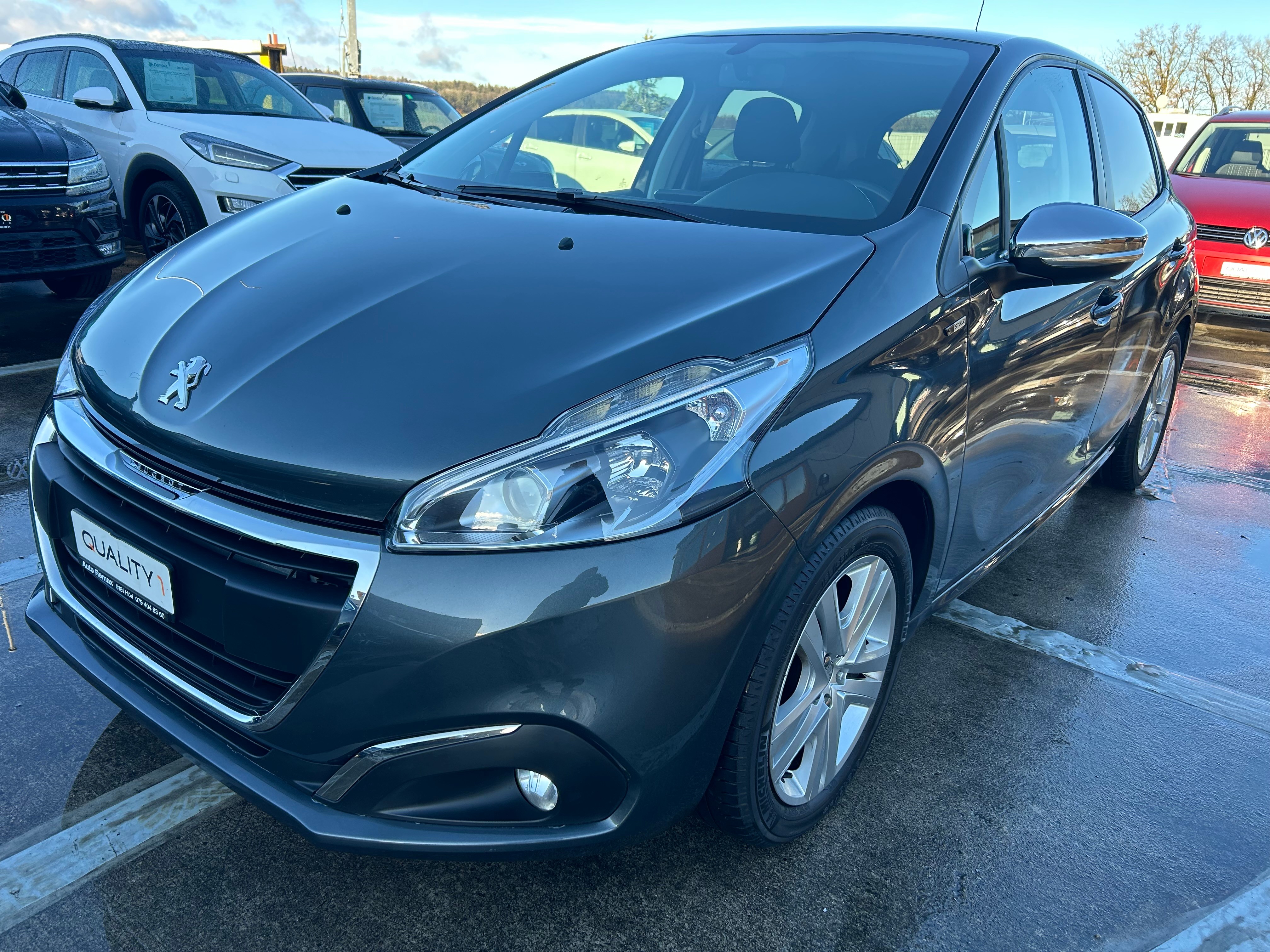 PEUGEOT 208 1.2 PureTech Style