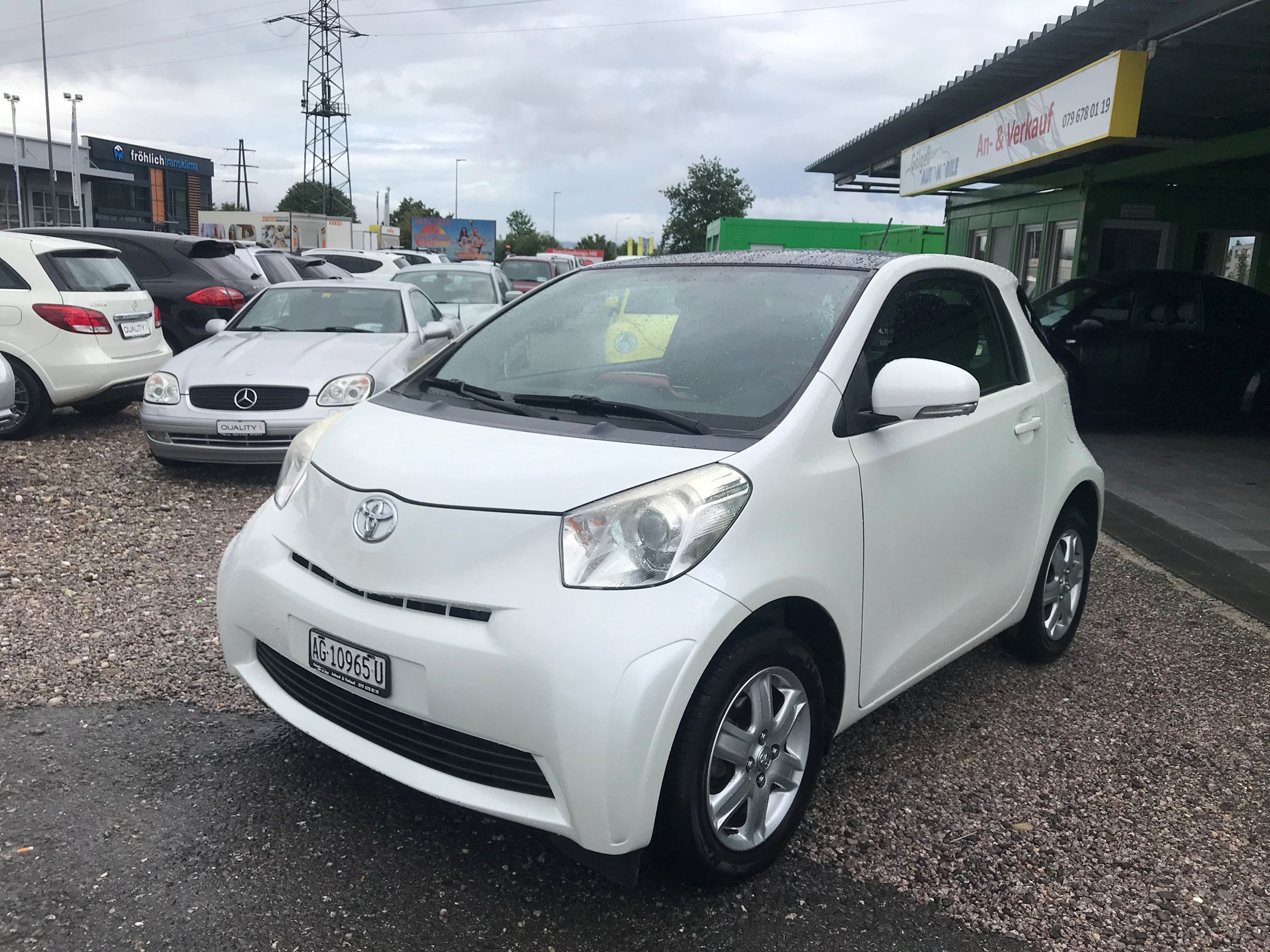 TOYOTA iQ 1.0 VVT-i Linea Luna