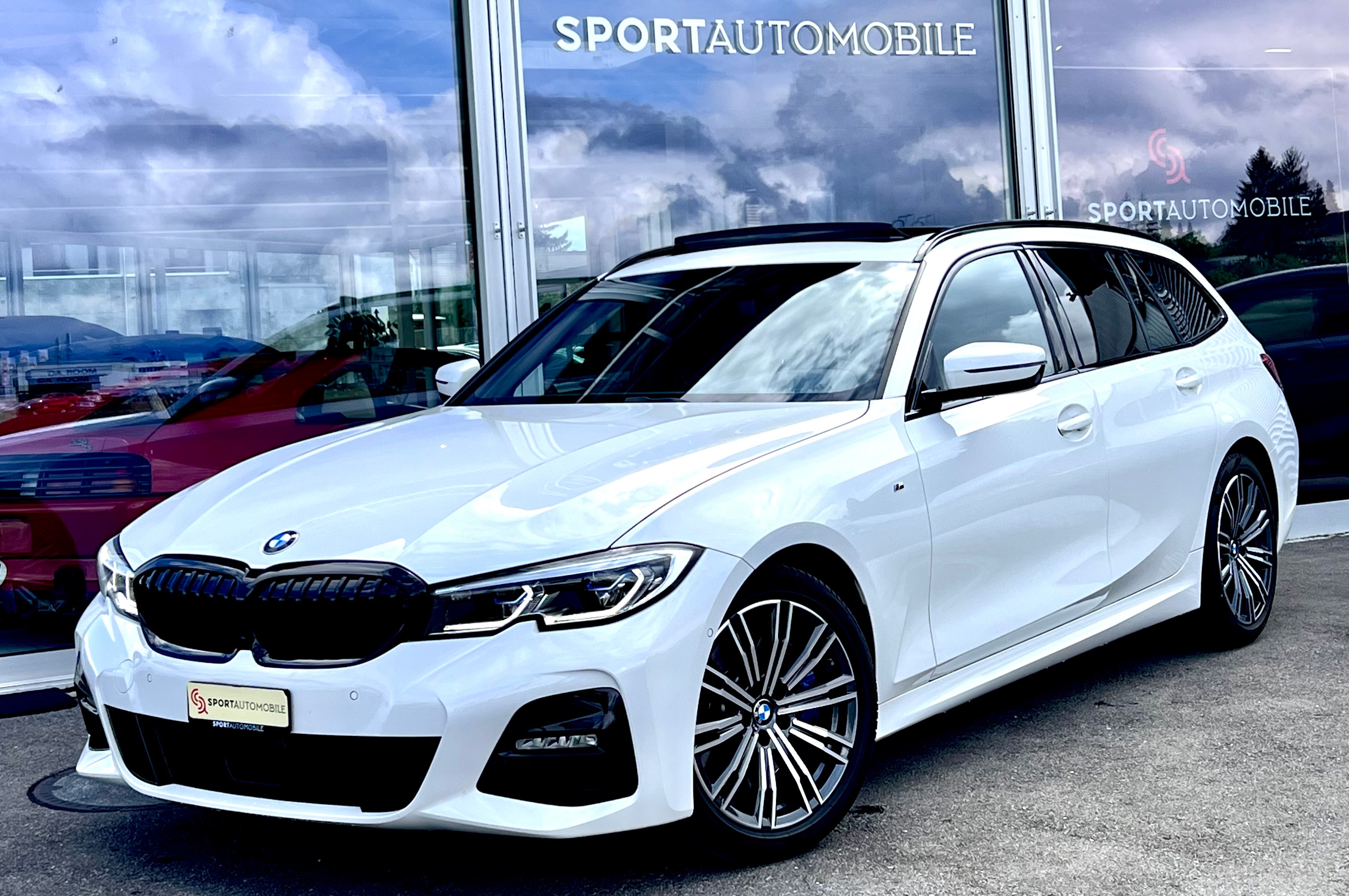 BMW 330i Touring xDrive Steptronic M Sport