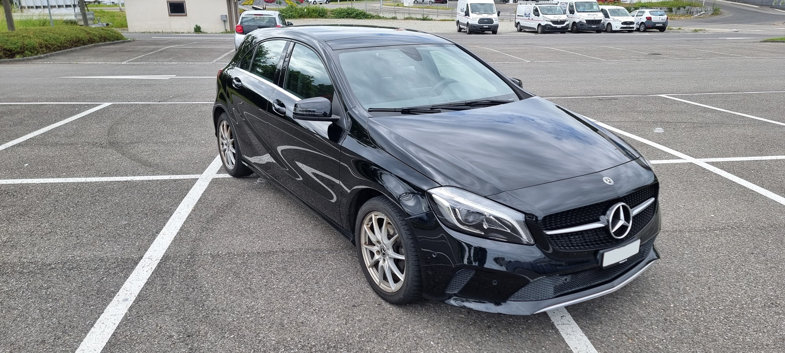 MERCEDES-BENZ A 180 Style 7G-DCT