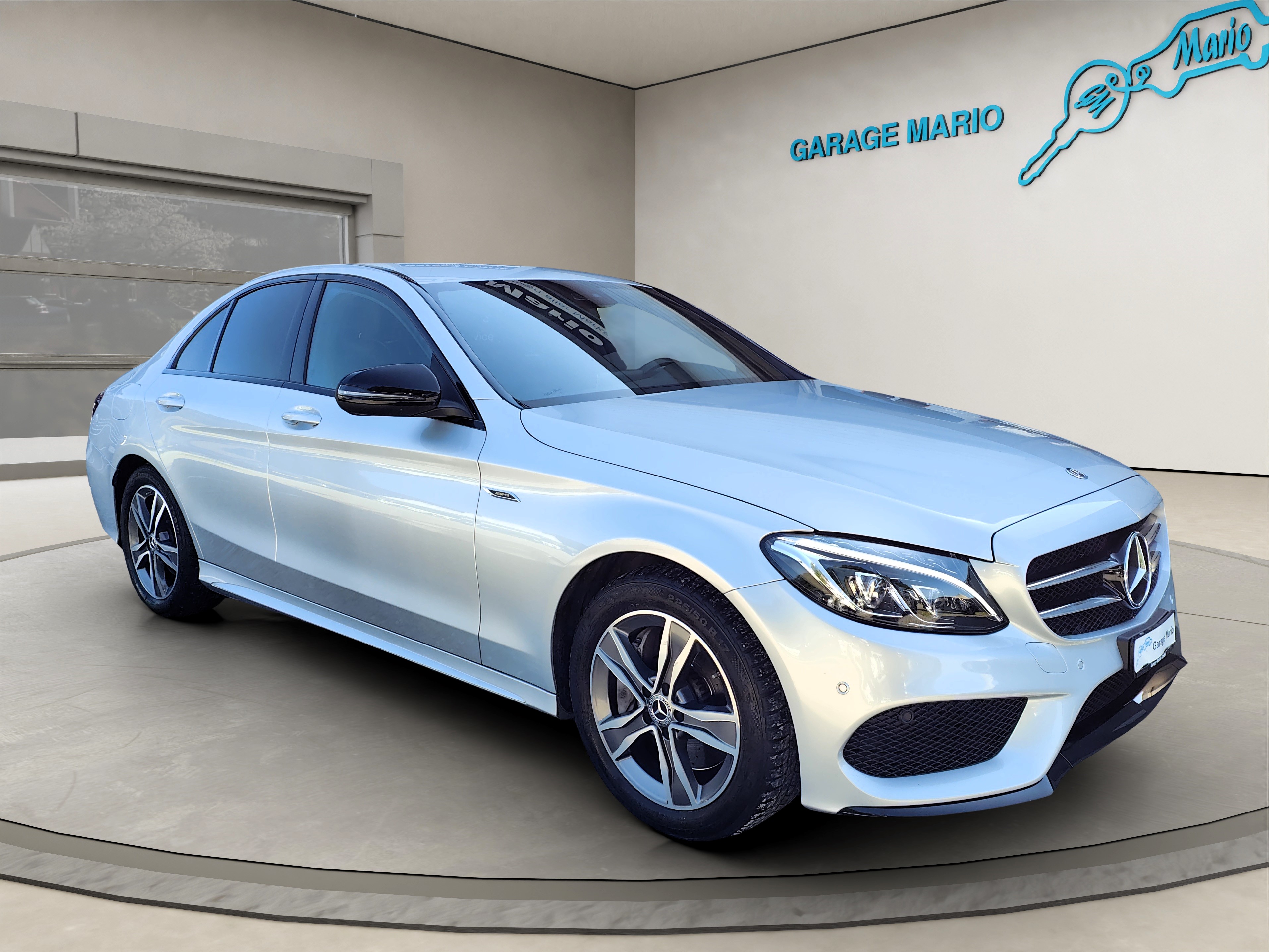 MERCEDES-BENZ C 250 d Swiss Star AMG Line 4Matic 9G-Tronic