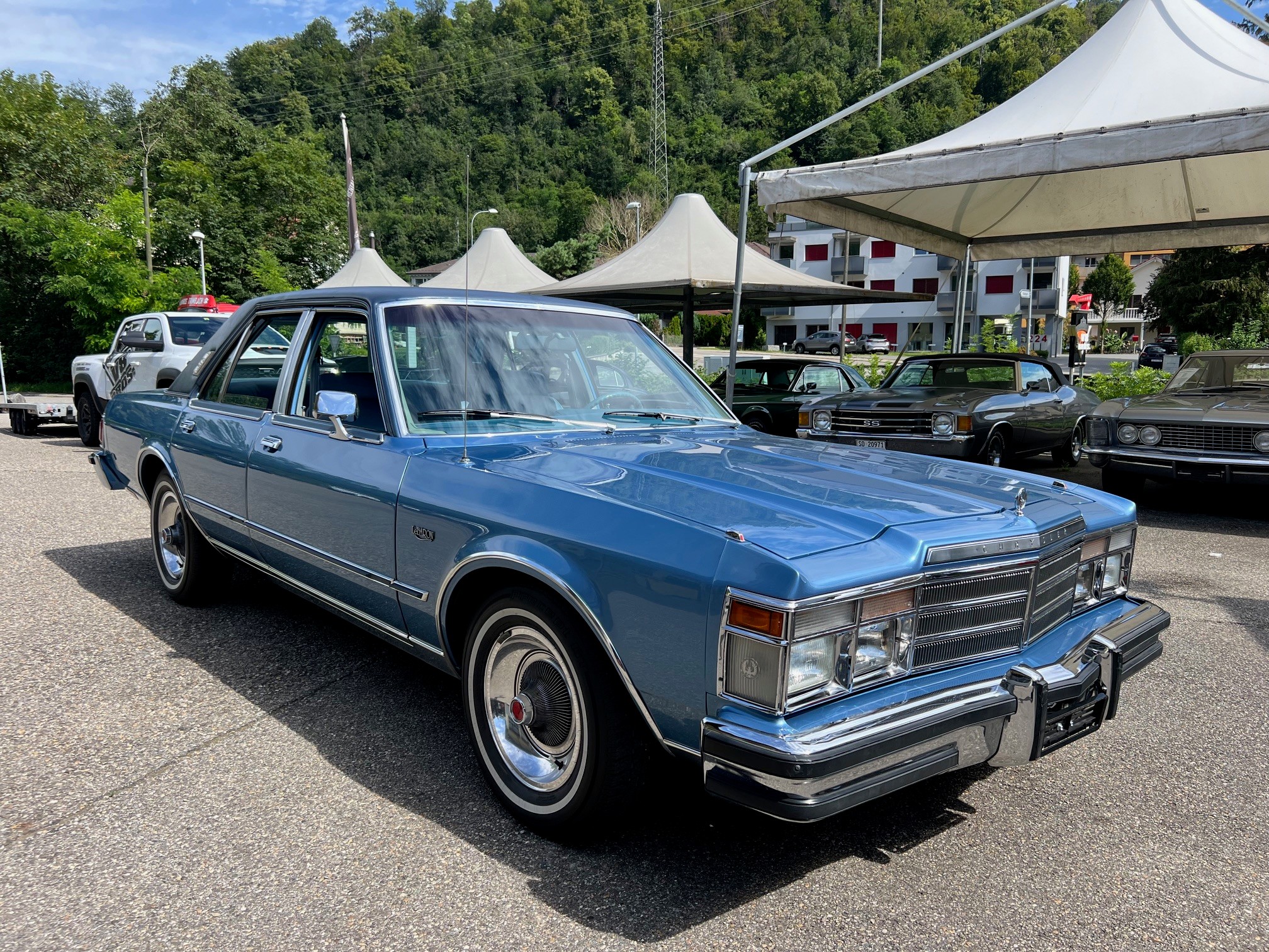 CHRYSLER LE BARON