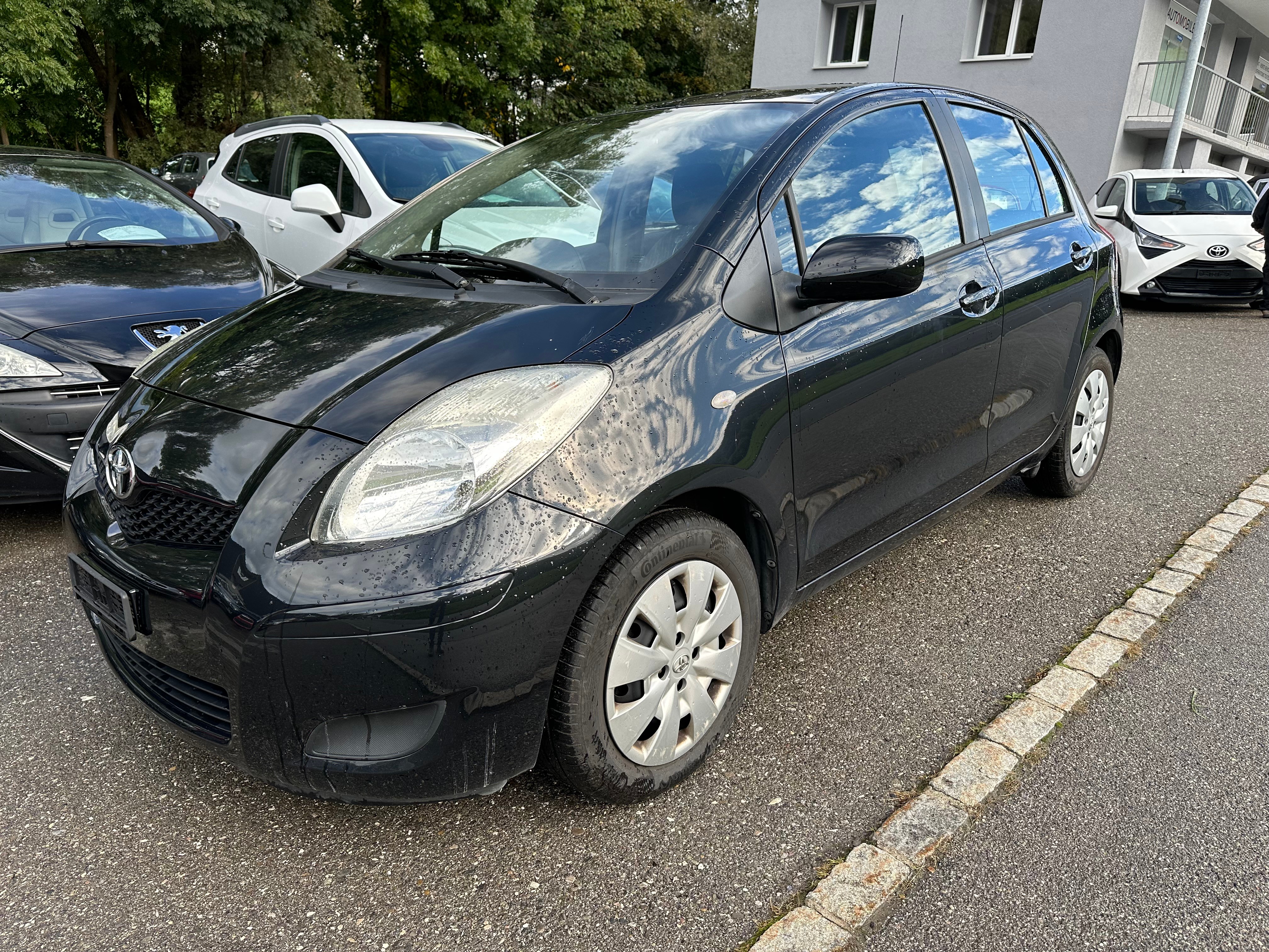 TOYOTA Yaris 1.33 Linea Luna