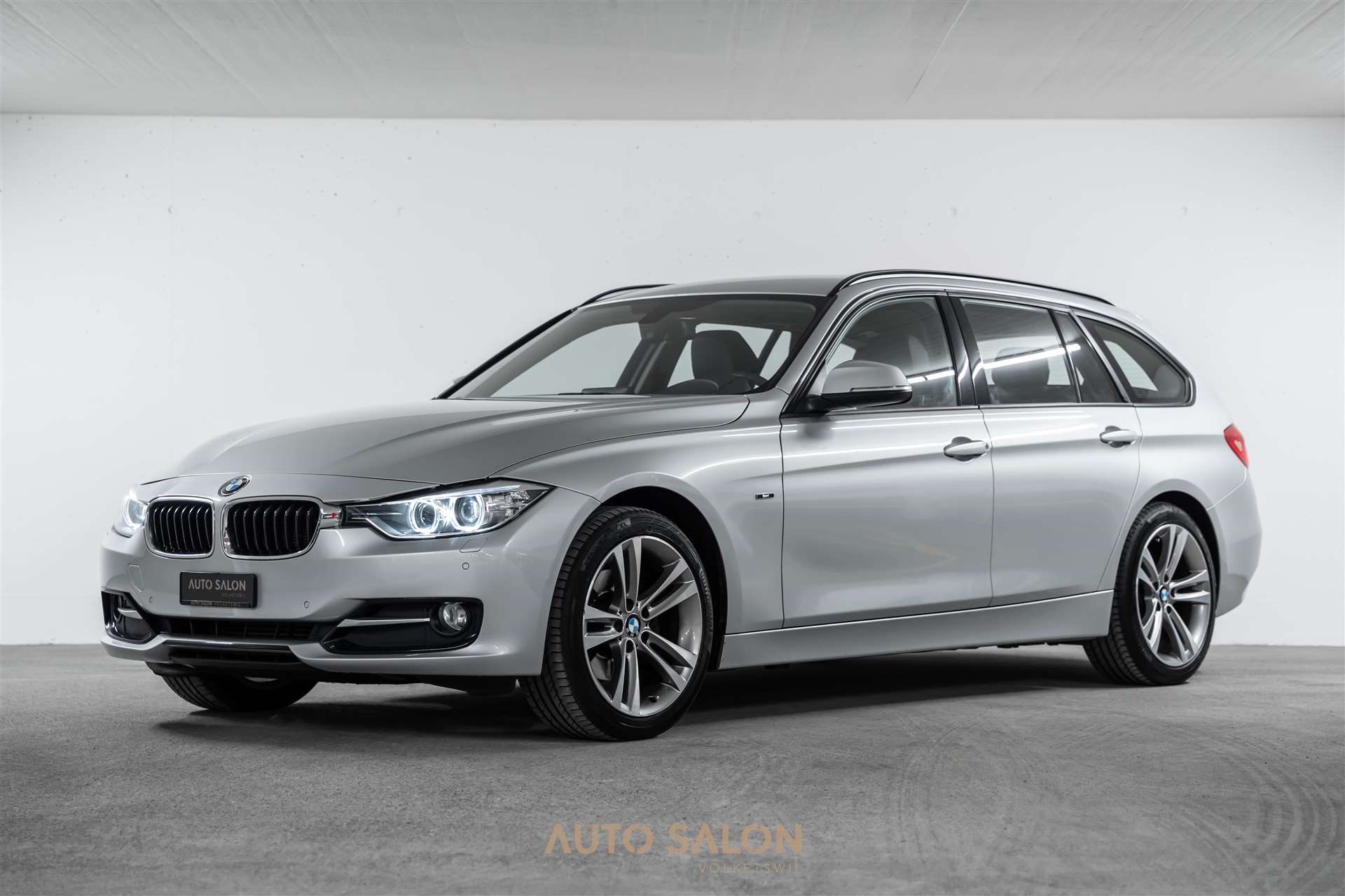 BMW 320d xDrive Touring Sport Line Steptronic