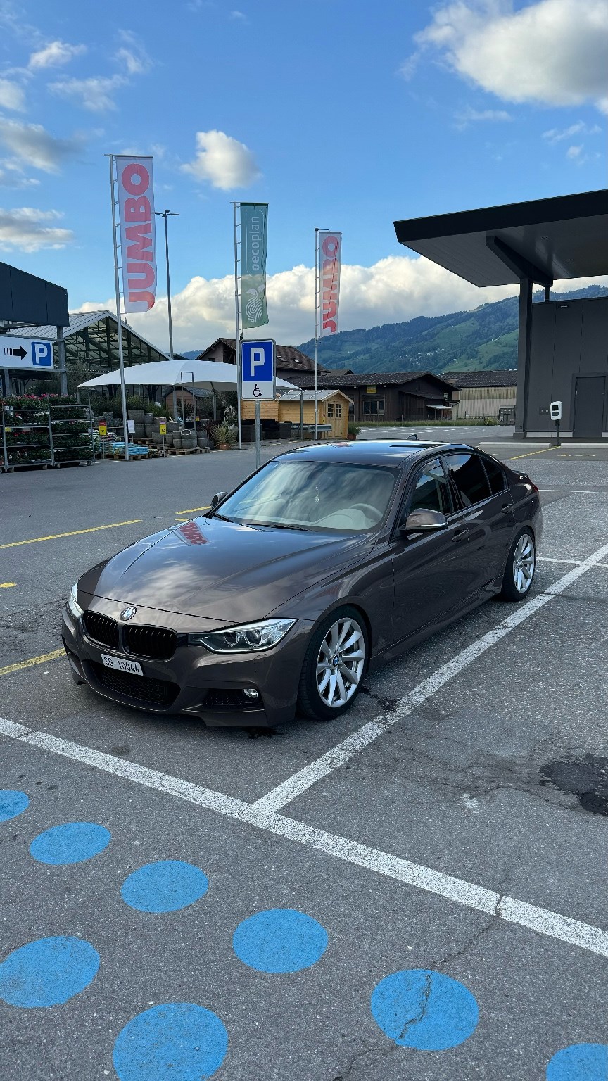 BMW 335i Modern Line